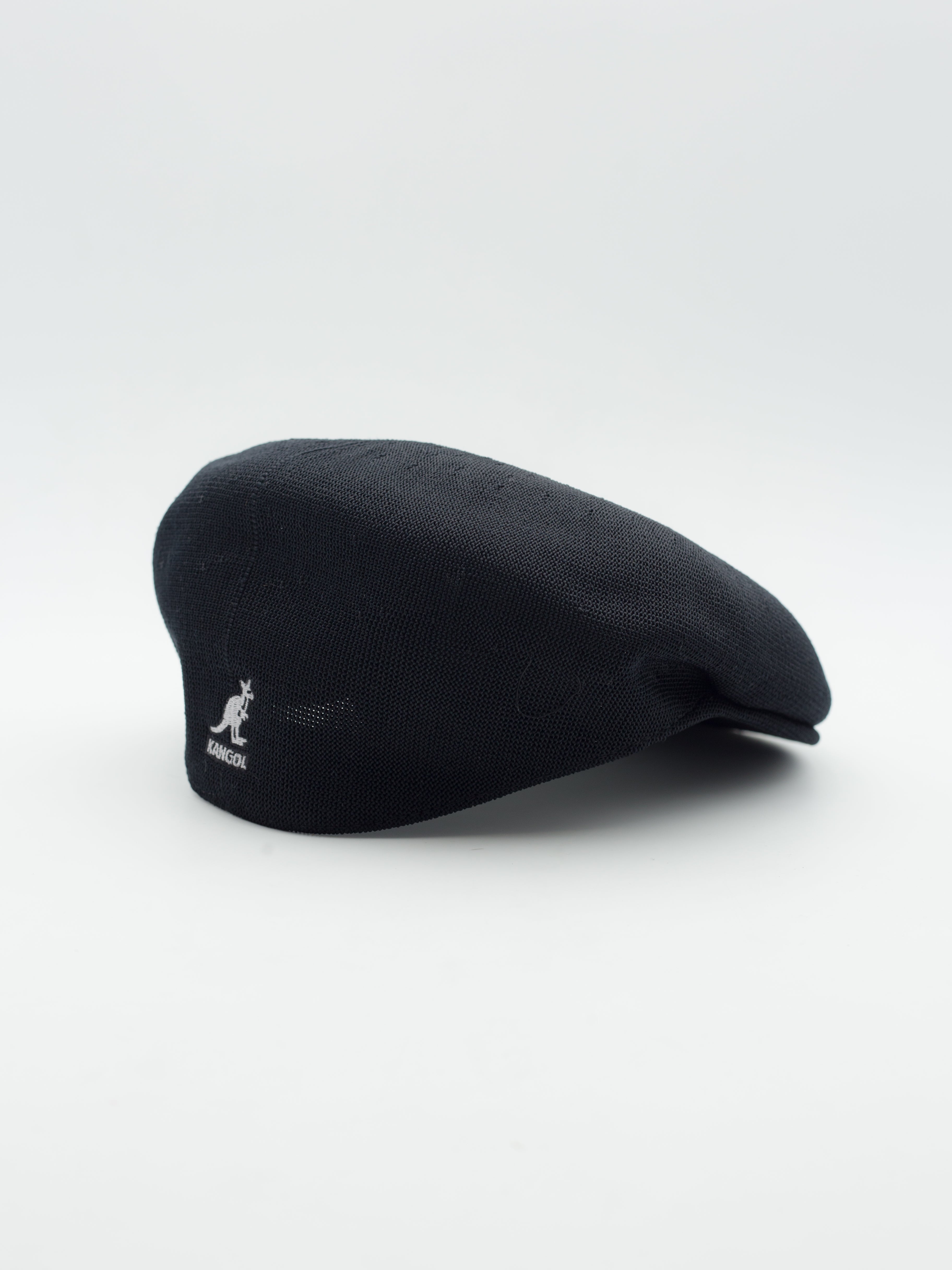 Tropic 504 Black