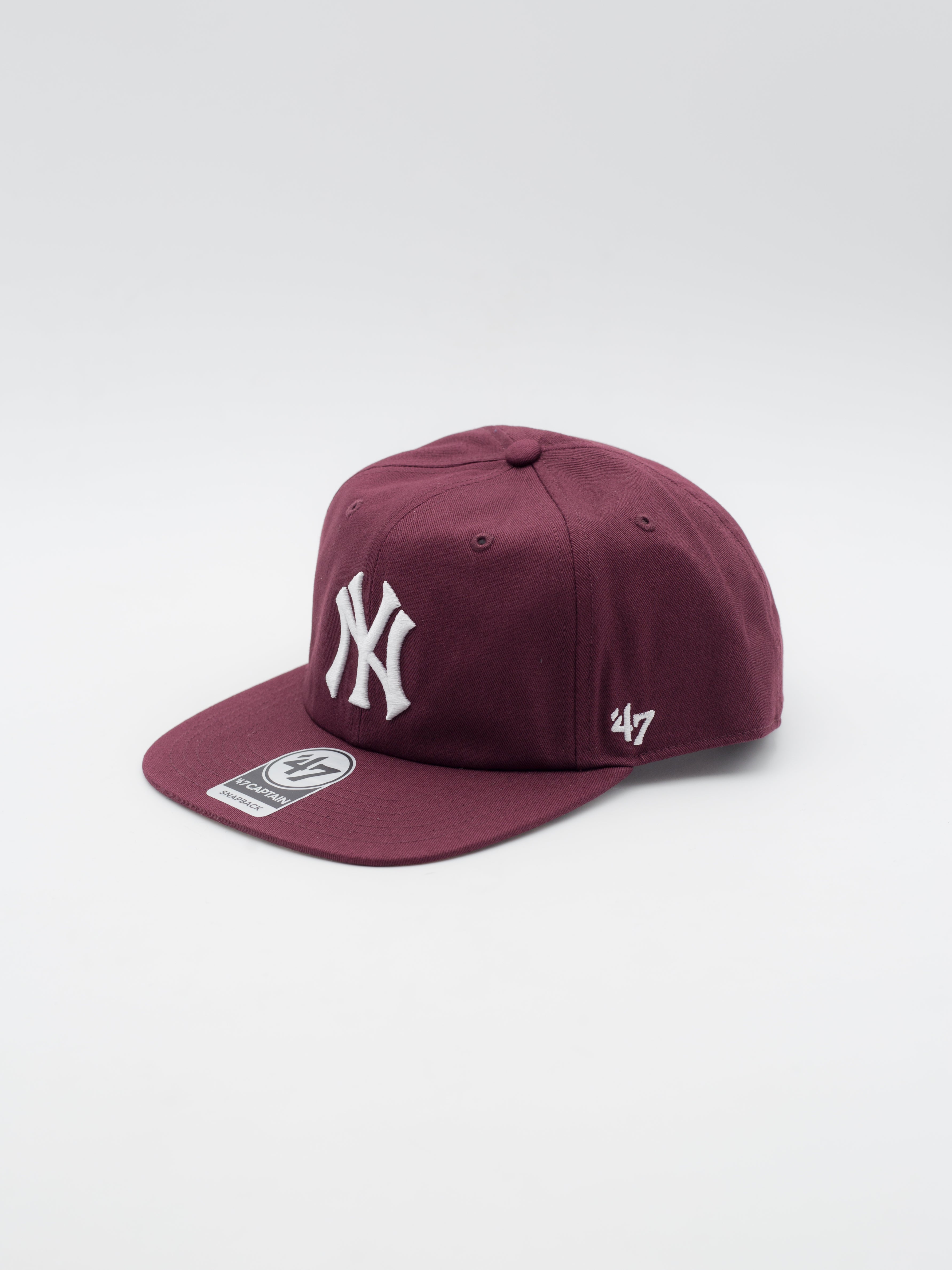 CAPTAIN Relaxed Fit New York Yankees Maroon