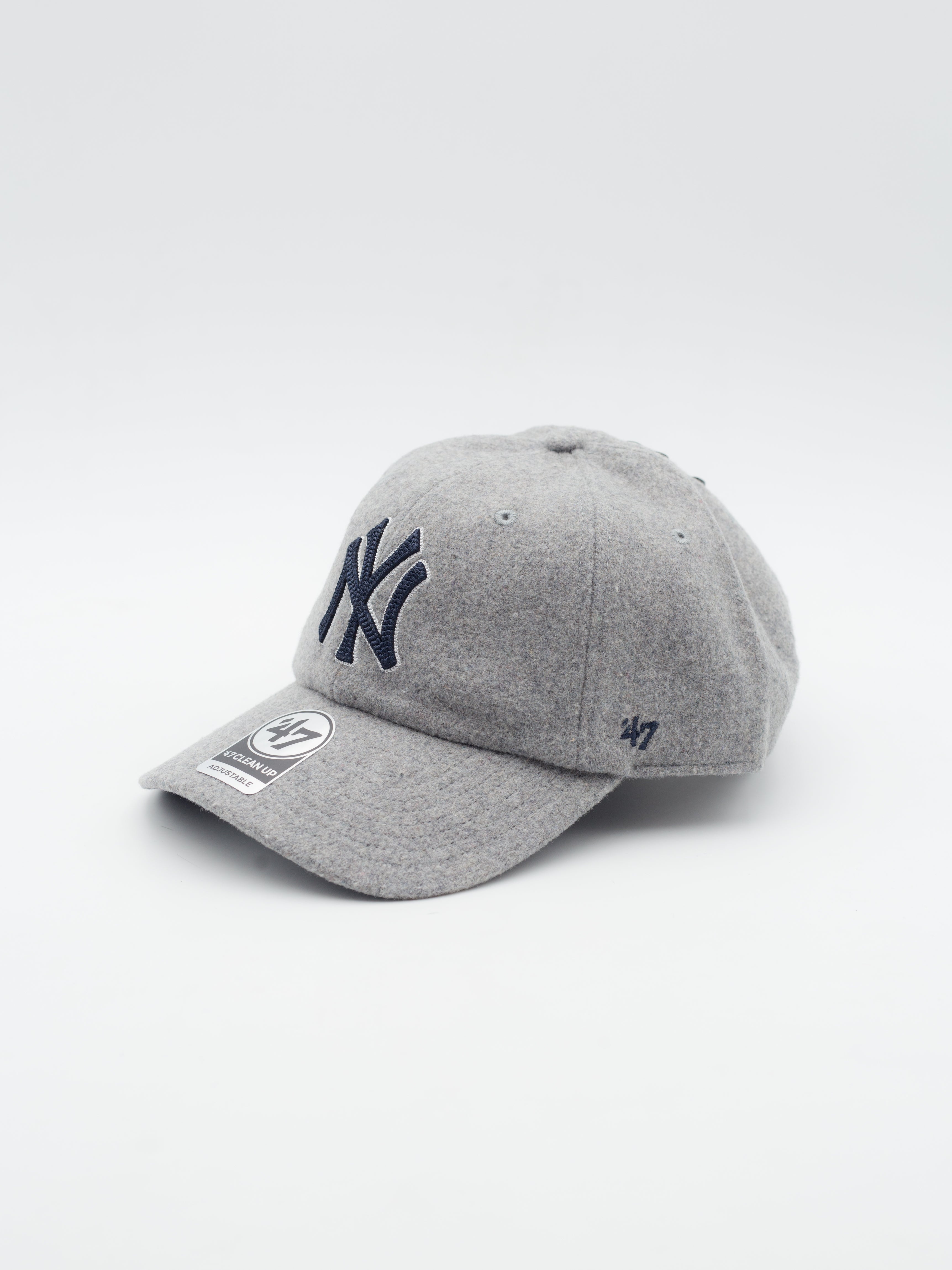 CLEAN UP Chain Stictch New York Yankees Gray