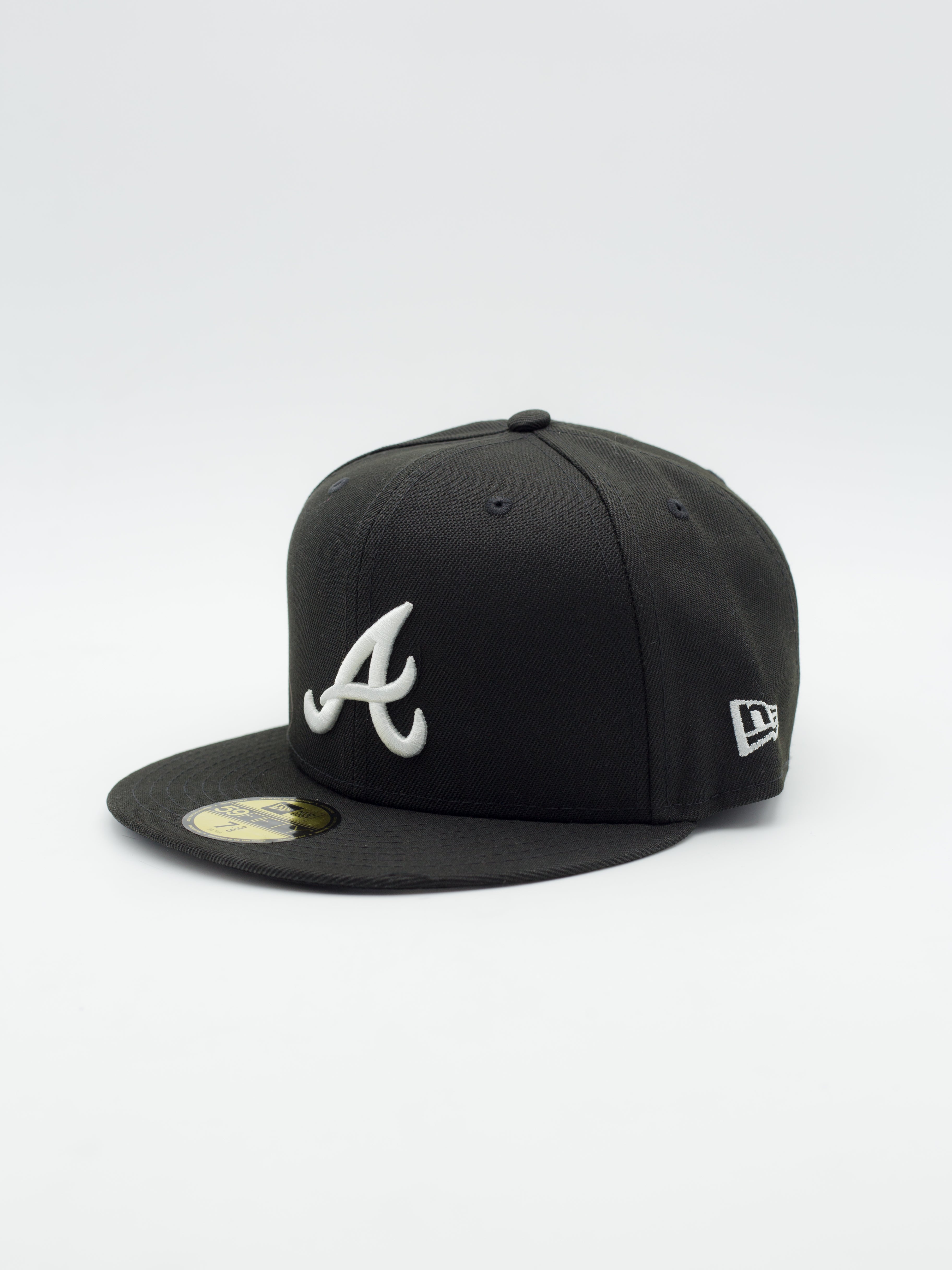 59FIFTY League Essential Atlanta Braves Black - La Tienda de las Gorras