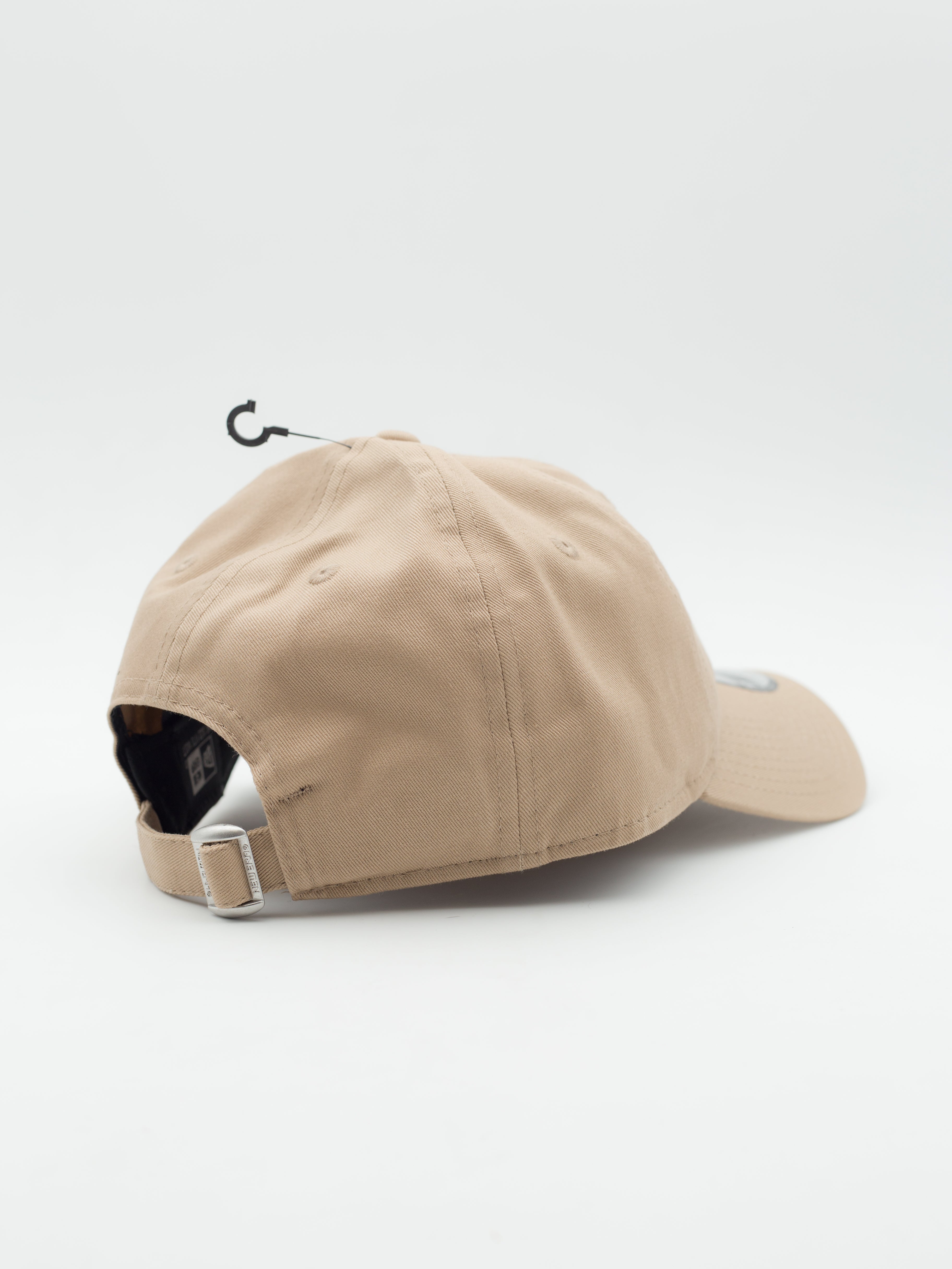 9TWENTY League Essential New York Yankees Khaki