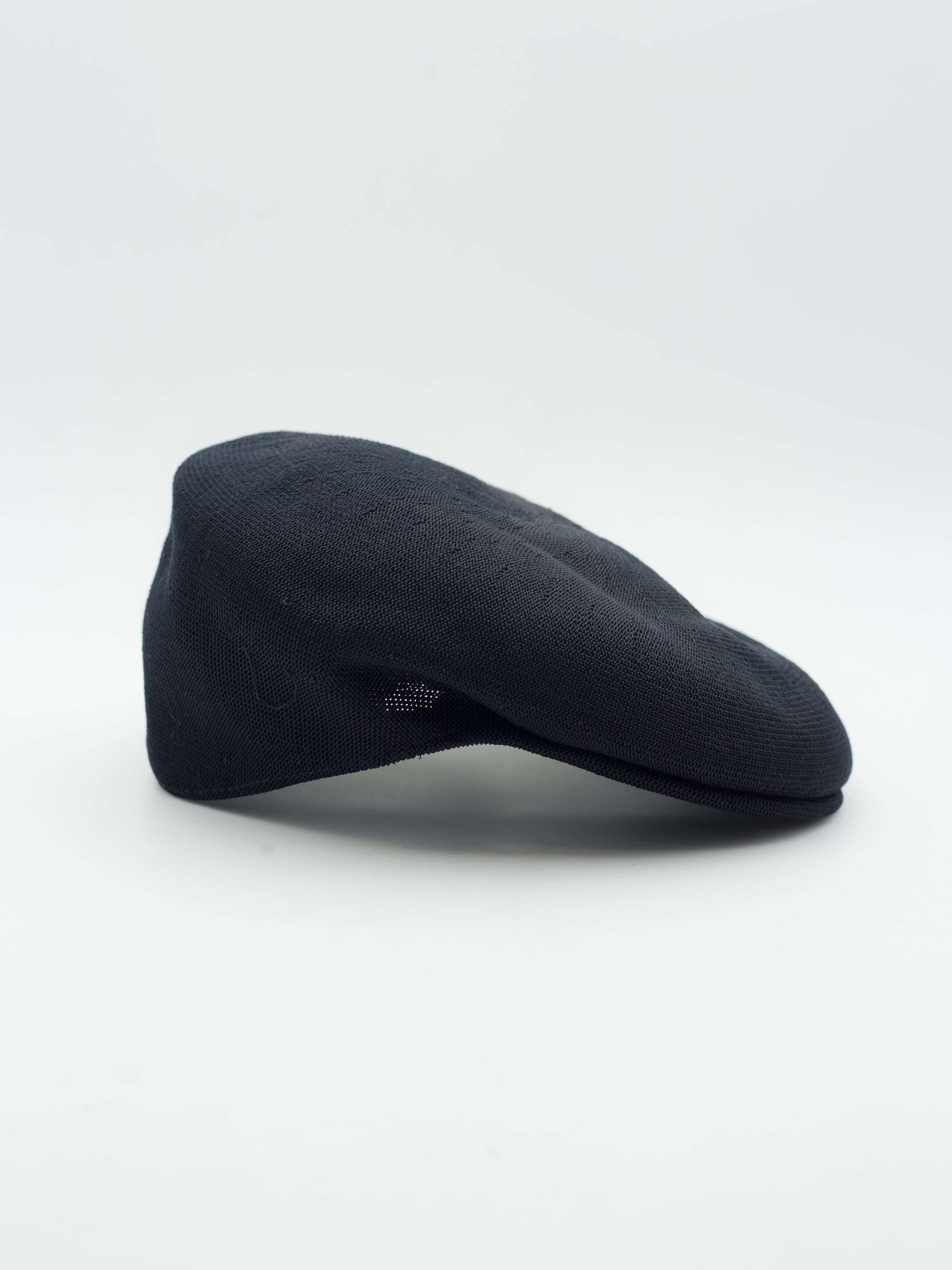 Tropic 504 Black