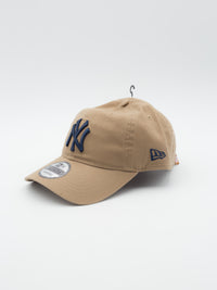9TWENTY Core Classic New York Yankees Khaki
