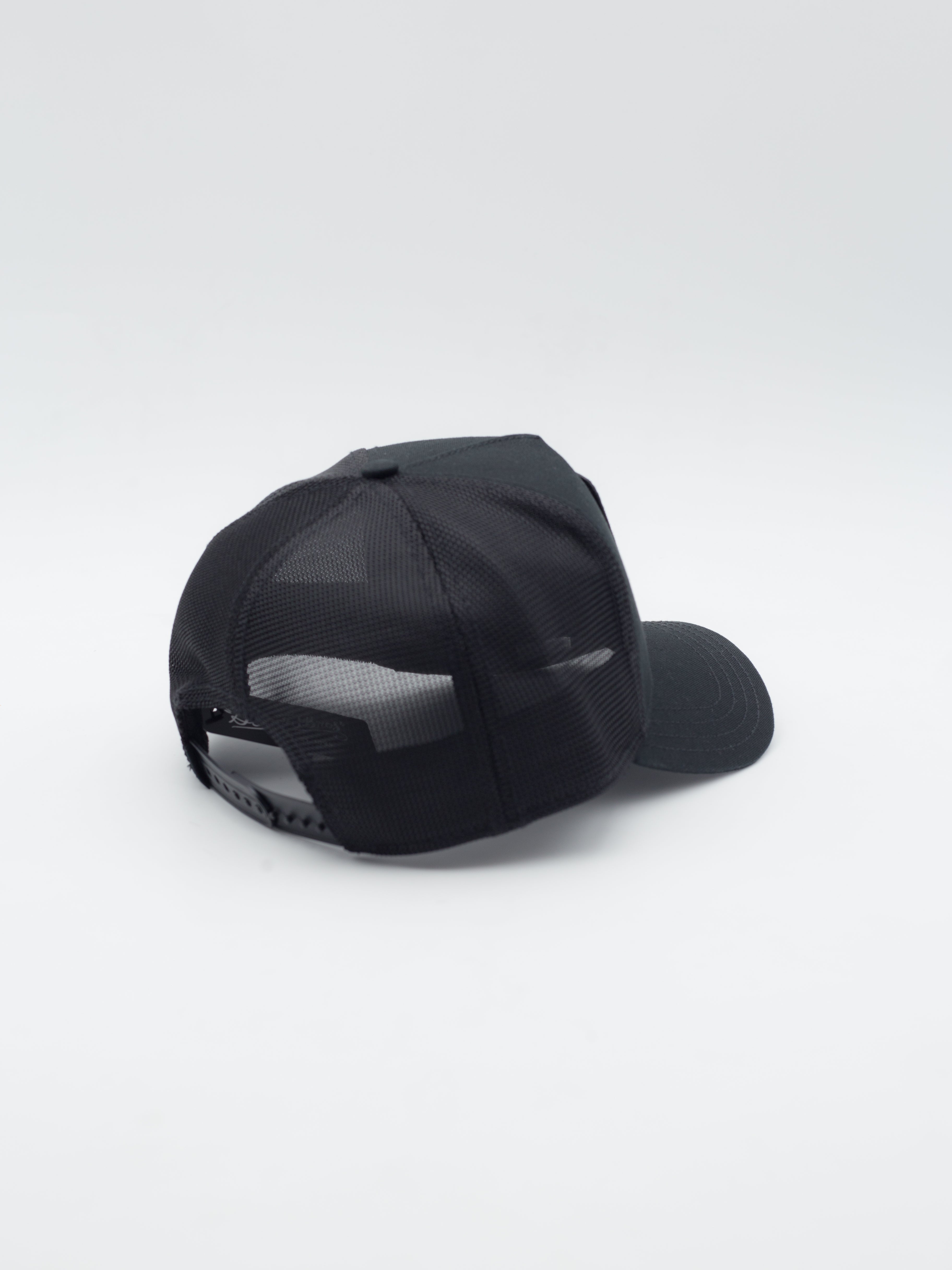 V2 Deadly Trucker Black