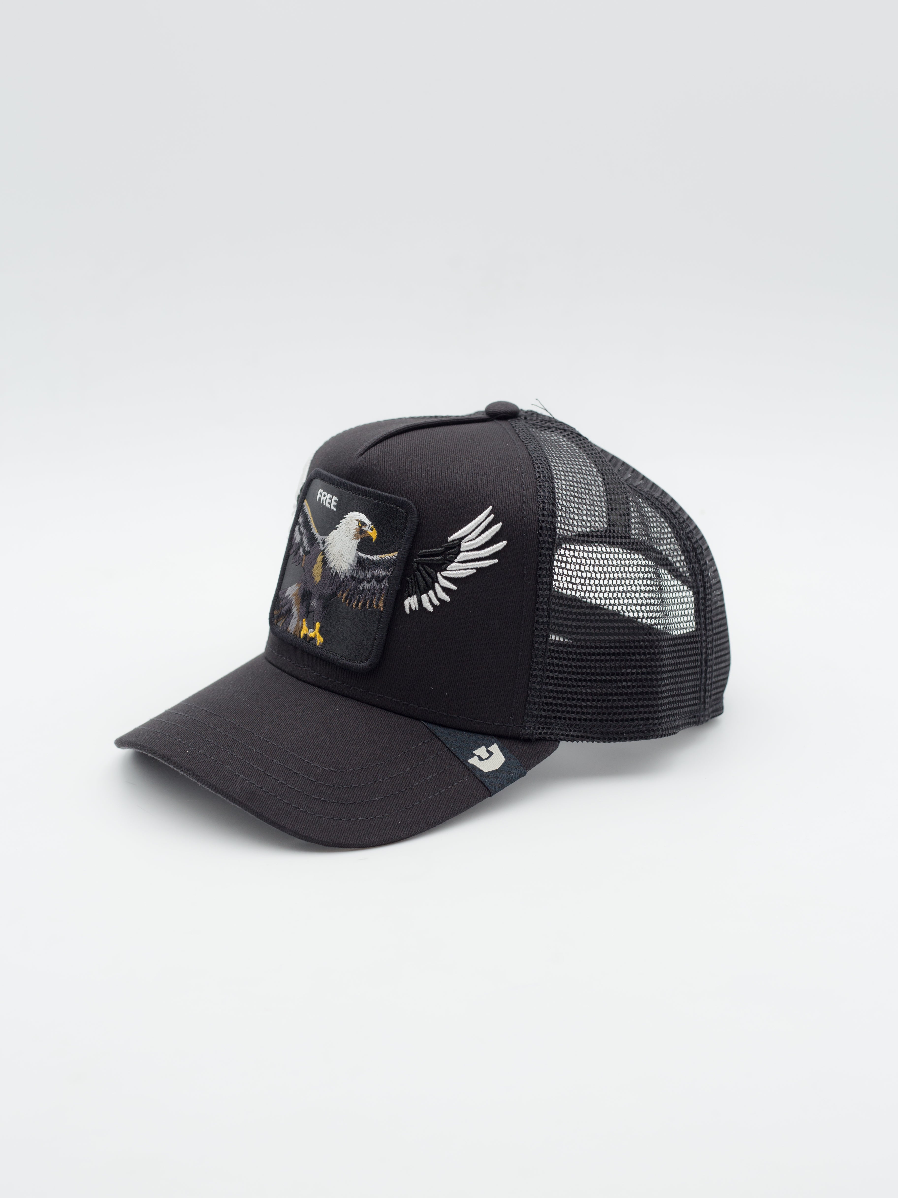 Wings Free Trucker Black