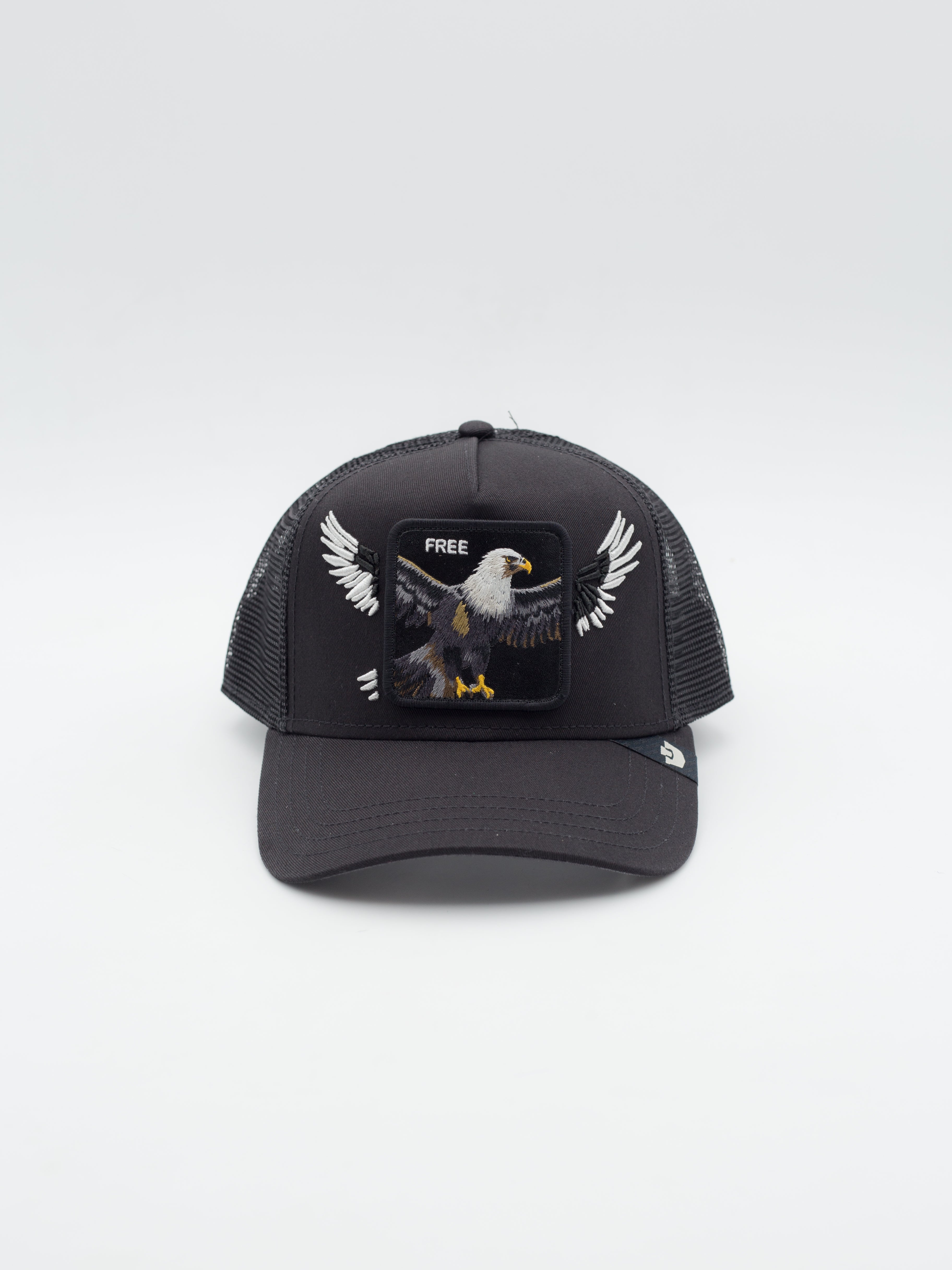 Wings Free Trucker Black