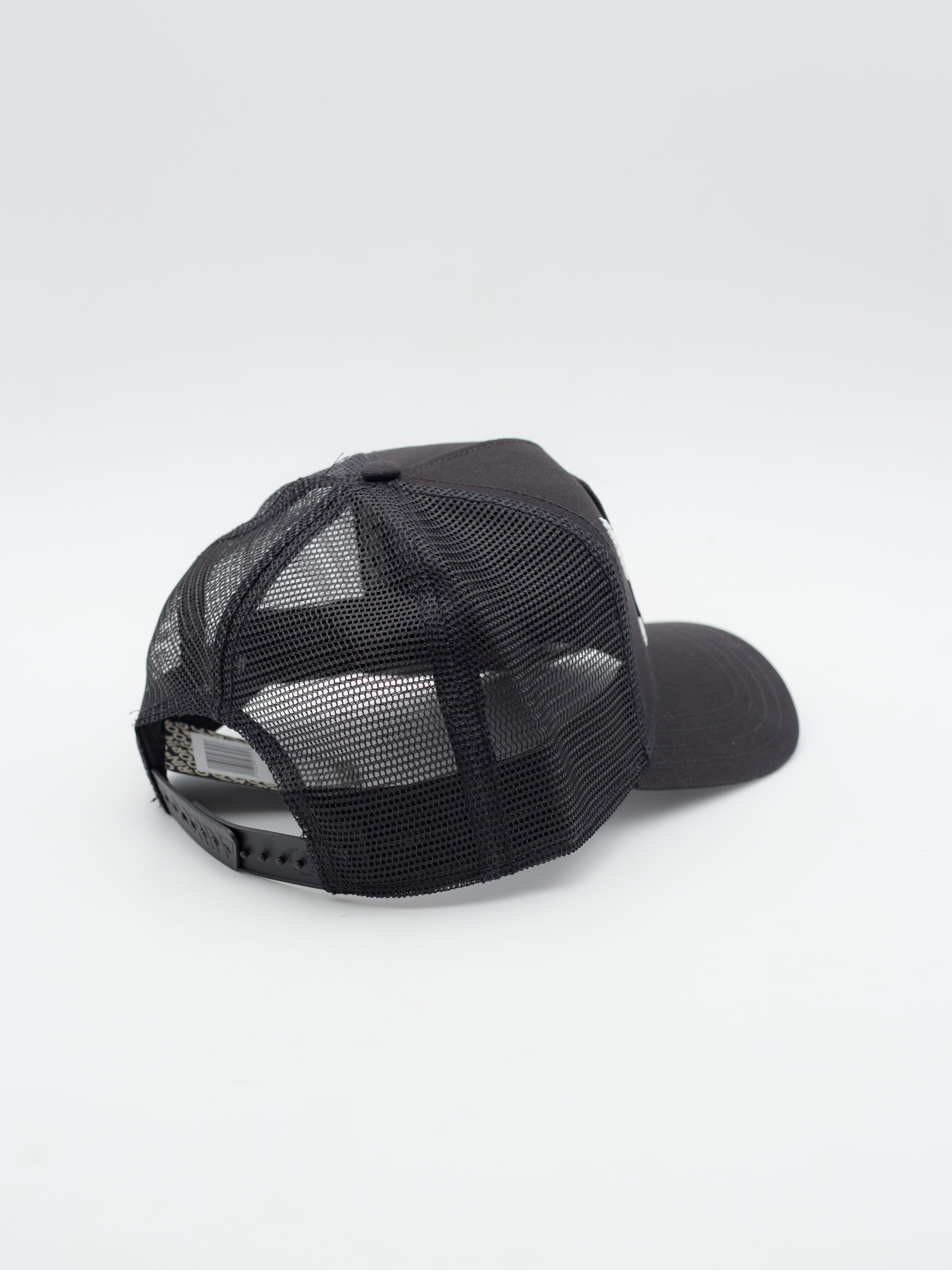 Wings Free Trucker Black