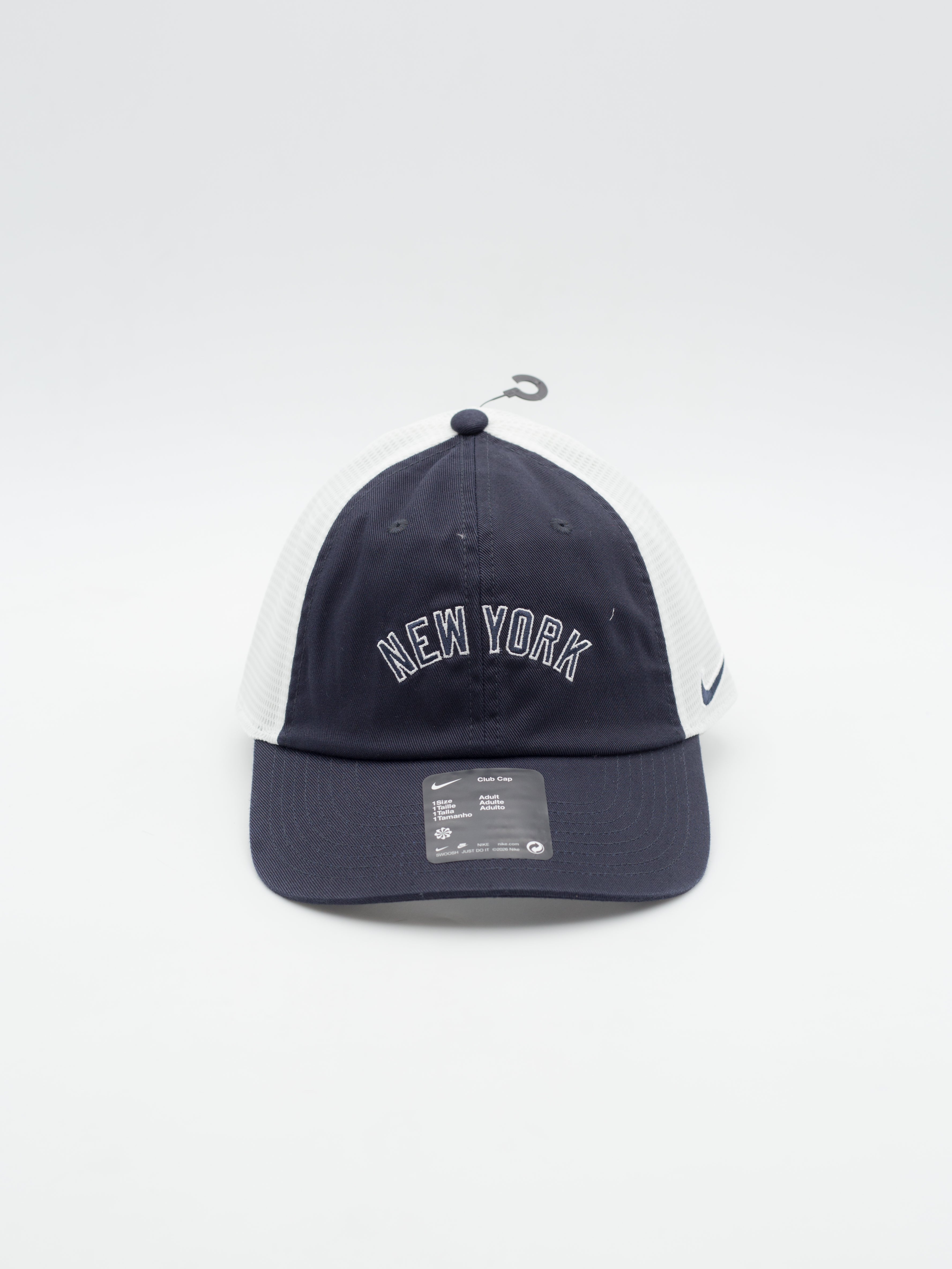 Club Cap Script New York Yankees Trucker Navy