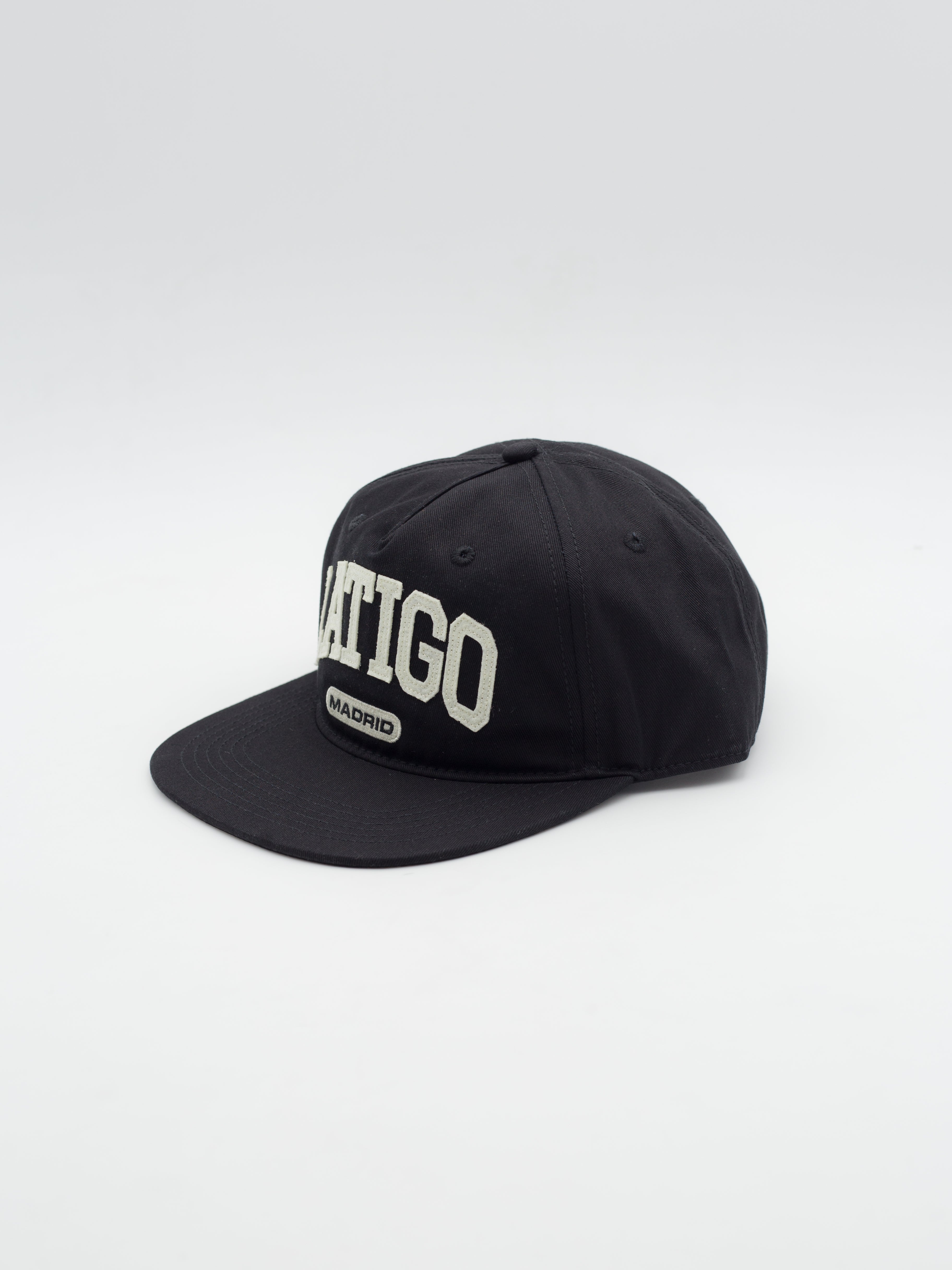 Universidad Retro Snapback Black