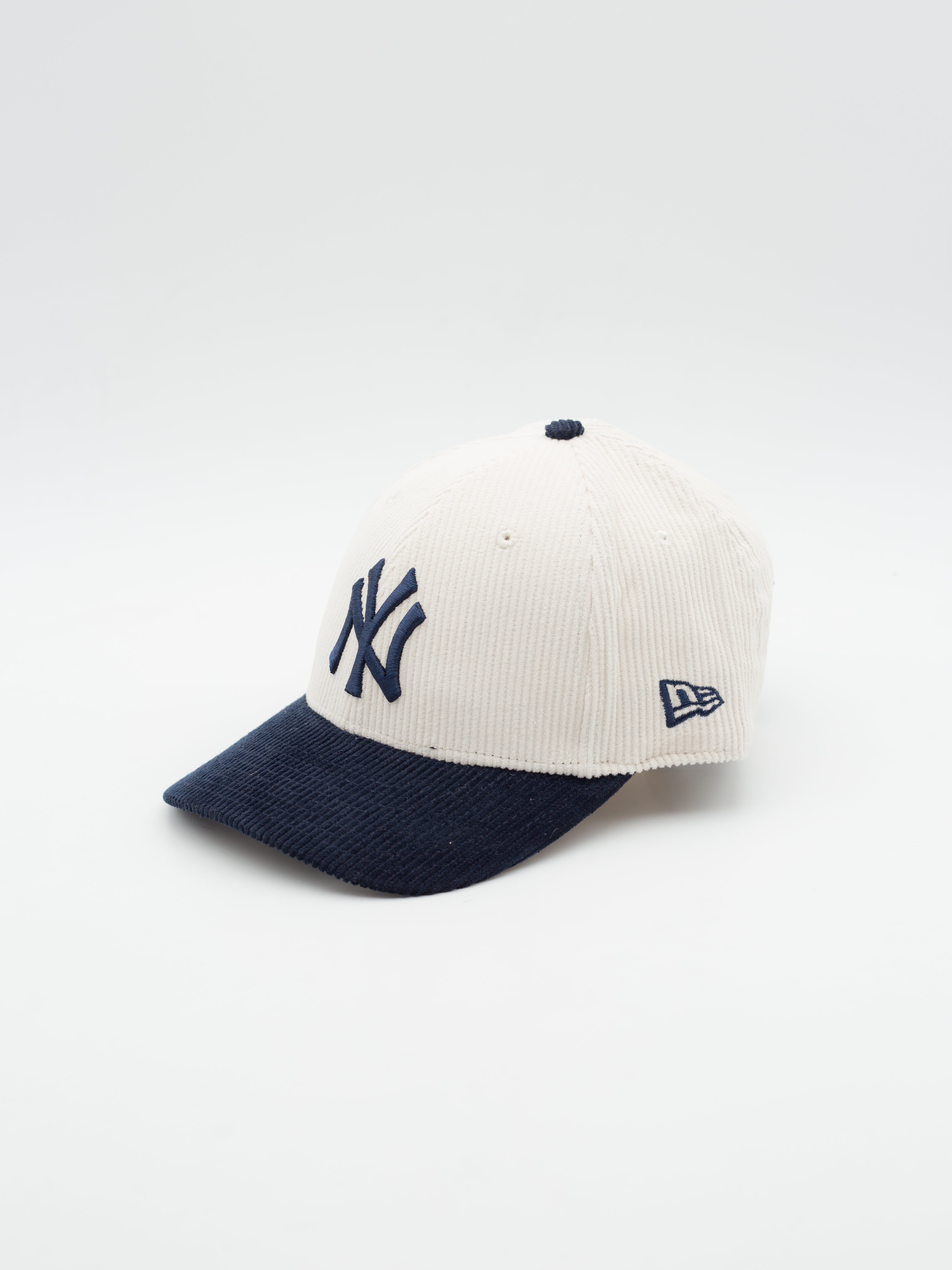 9FORTY M-Crown Corduroy New York Yankees White/Navy
