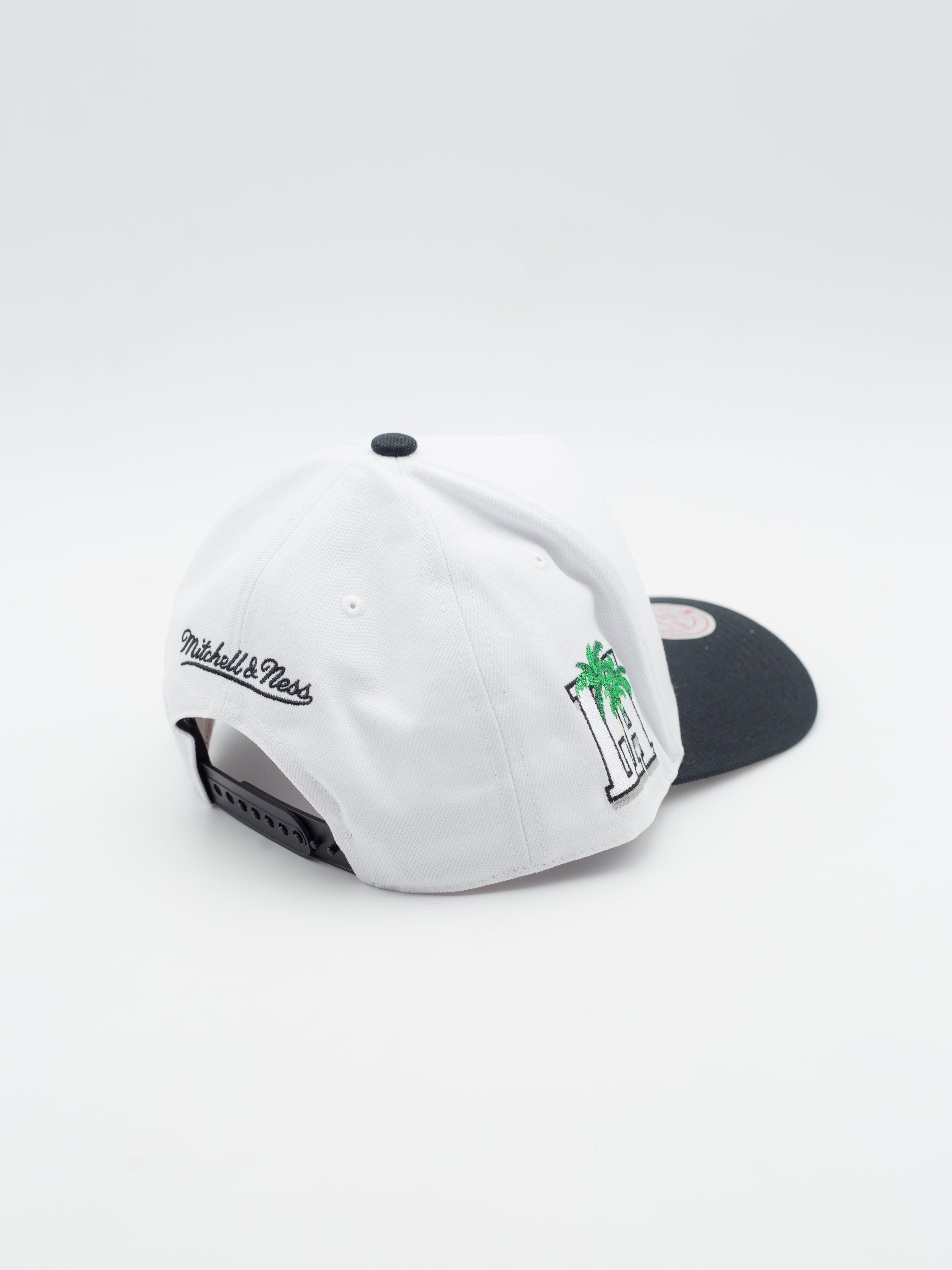 Pro Pinch In The City Los Angeles Lakers Snapback