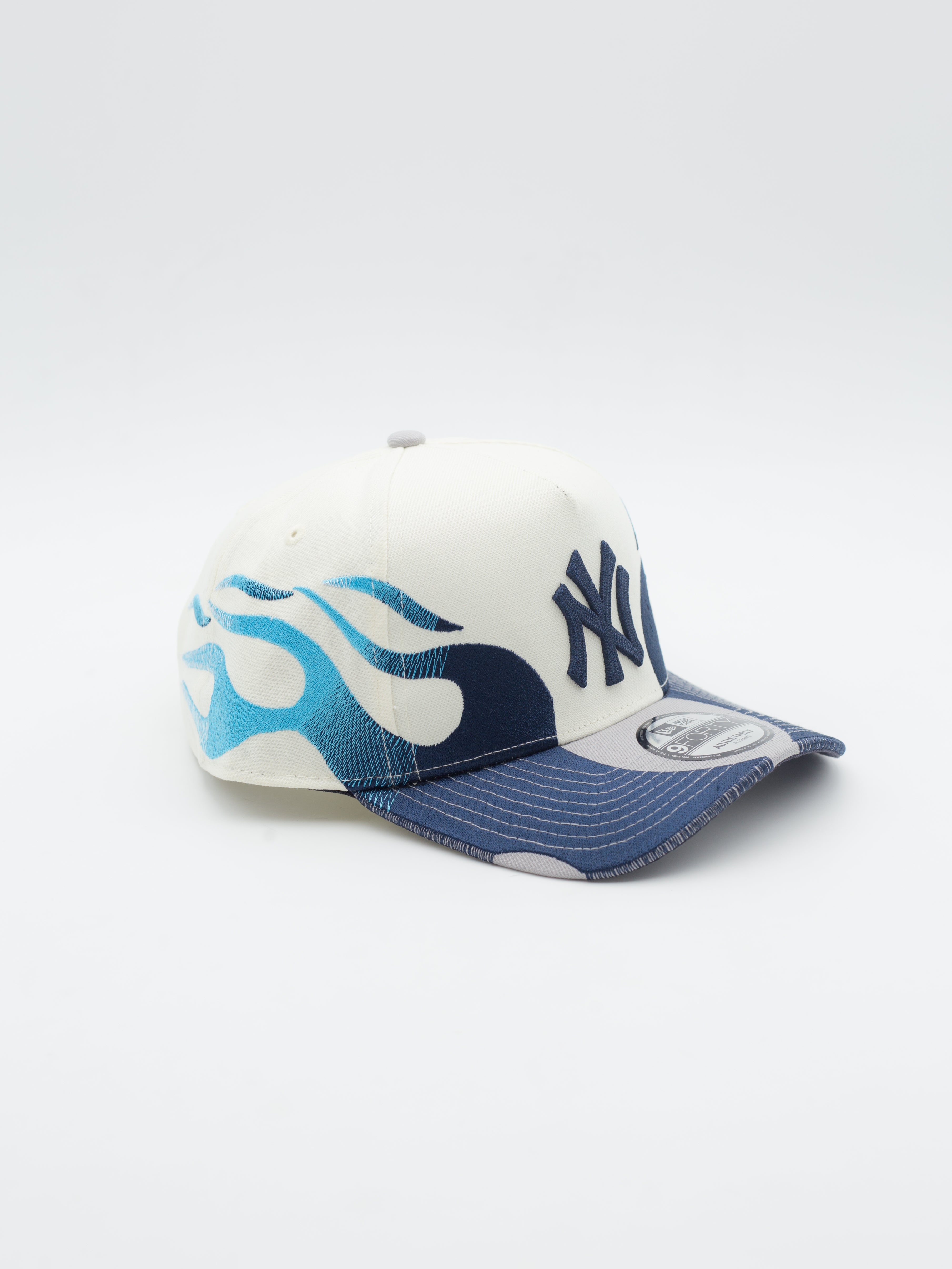 9FORTY Flame New York Yankees A-Frame
