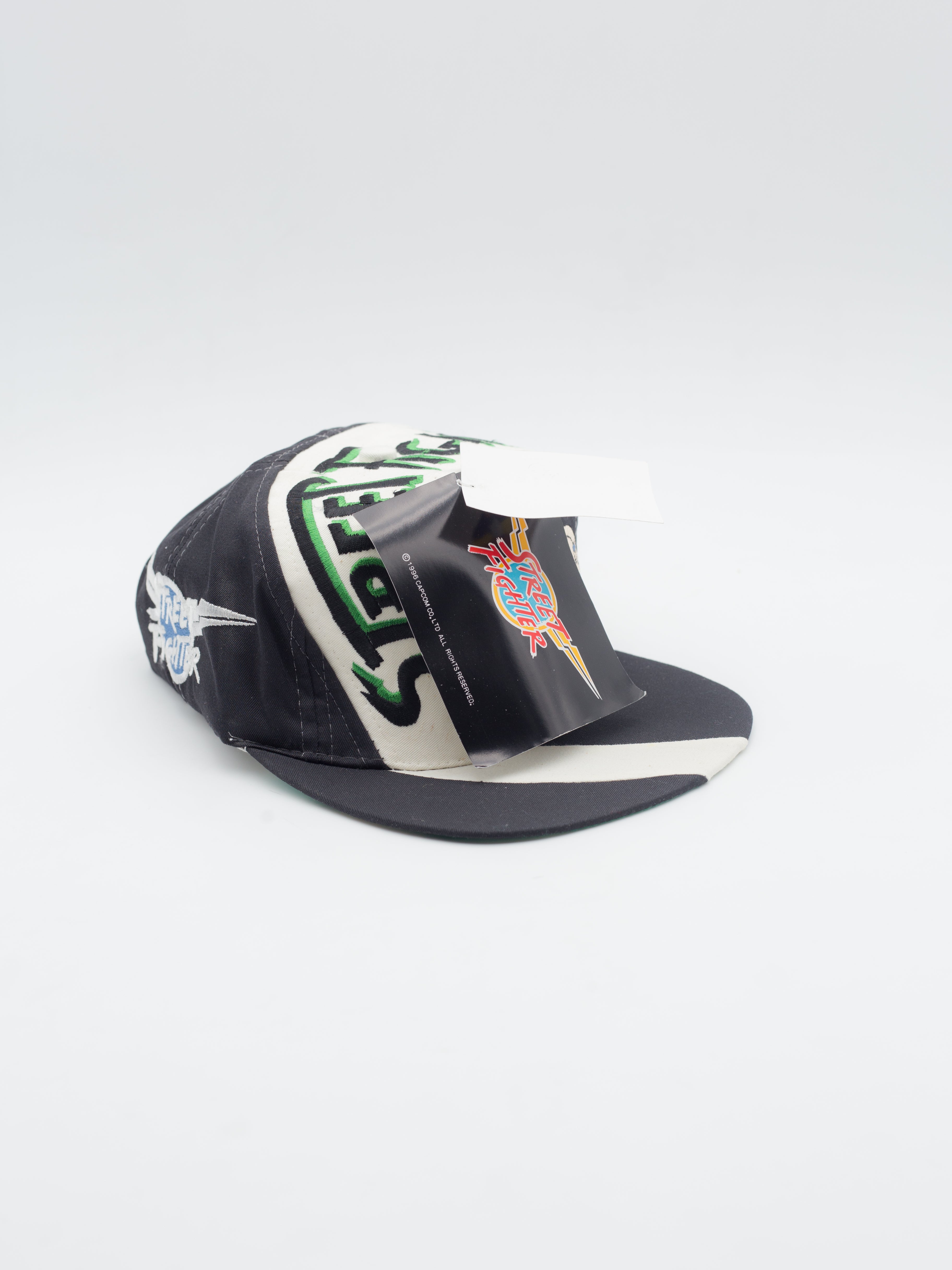 Street Fighter 2 Vintage Snapback Black/White