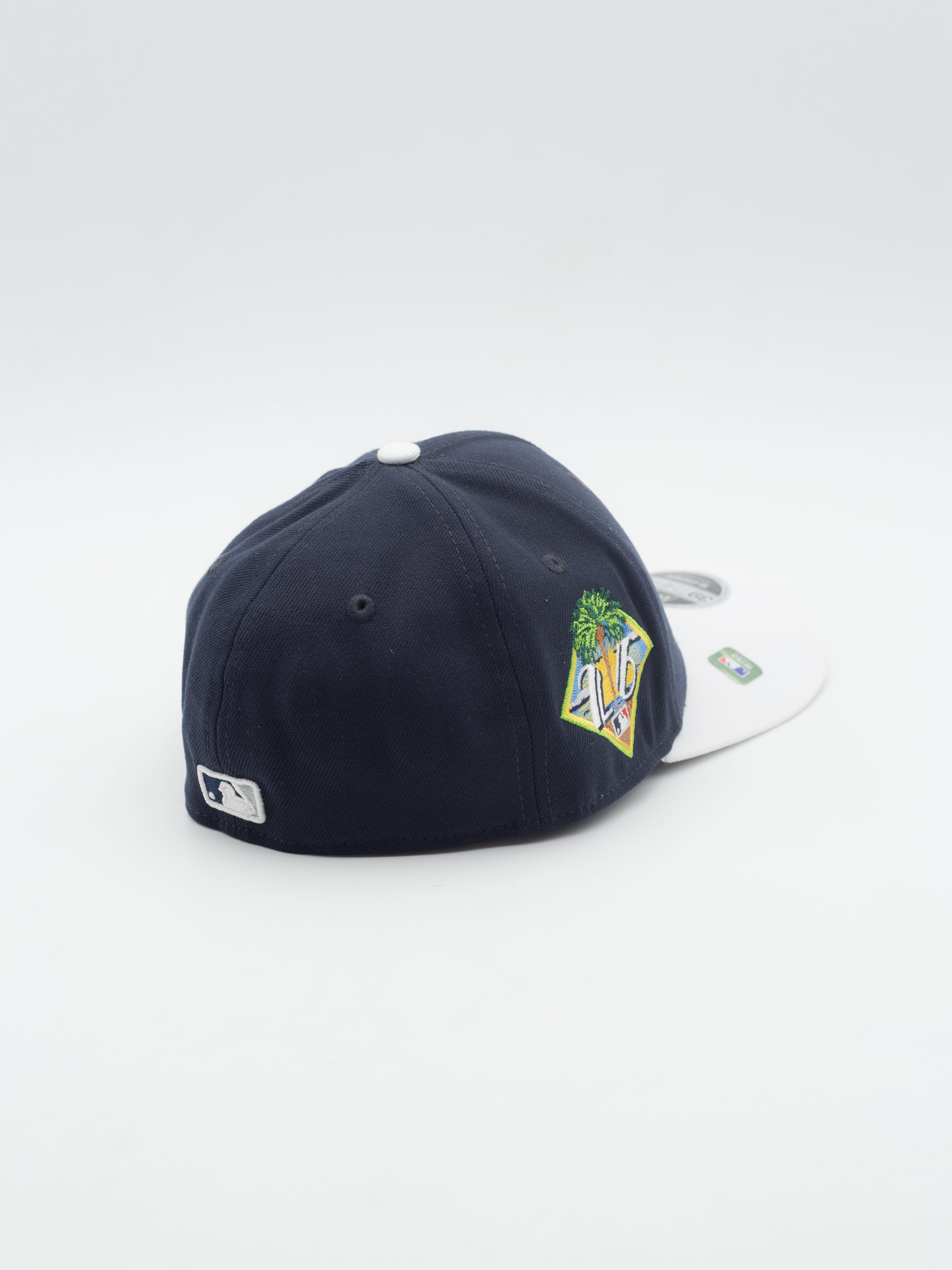 39THIRTY M-Crown Spring Training Floral New York Yankees Navy/White