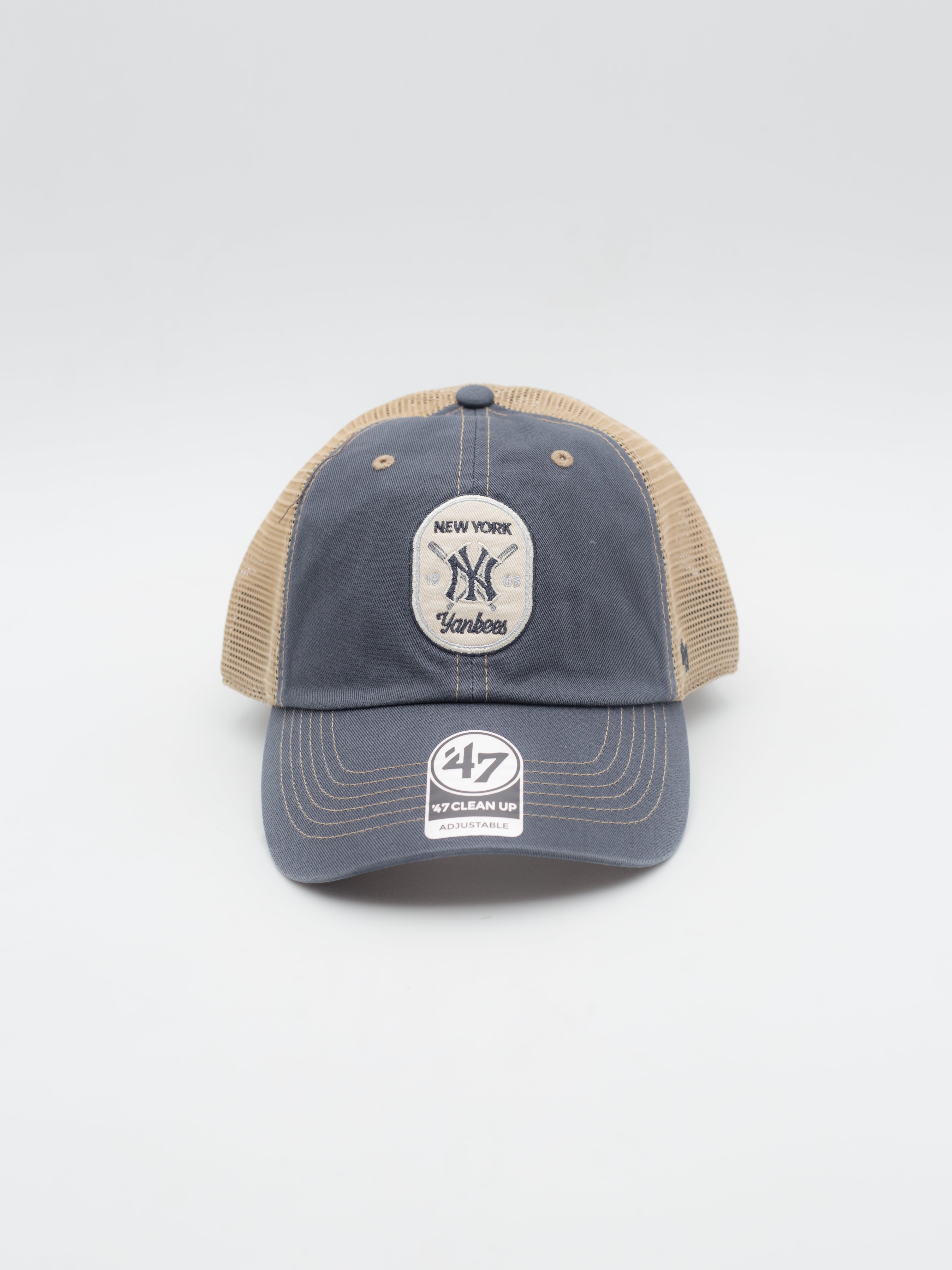 BRANSON CLEAN UP Crosspatch New York Yankees Trucker