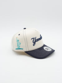 9FORTY E-Frame City Icon New York Yankees Beige/Navy