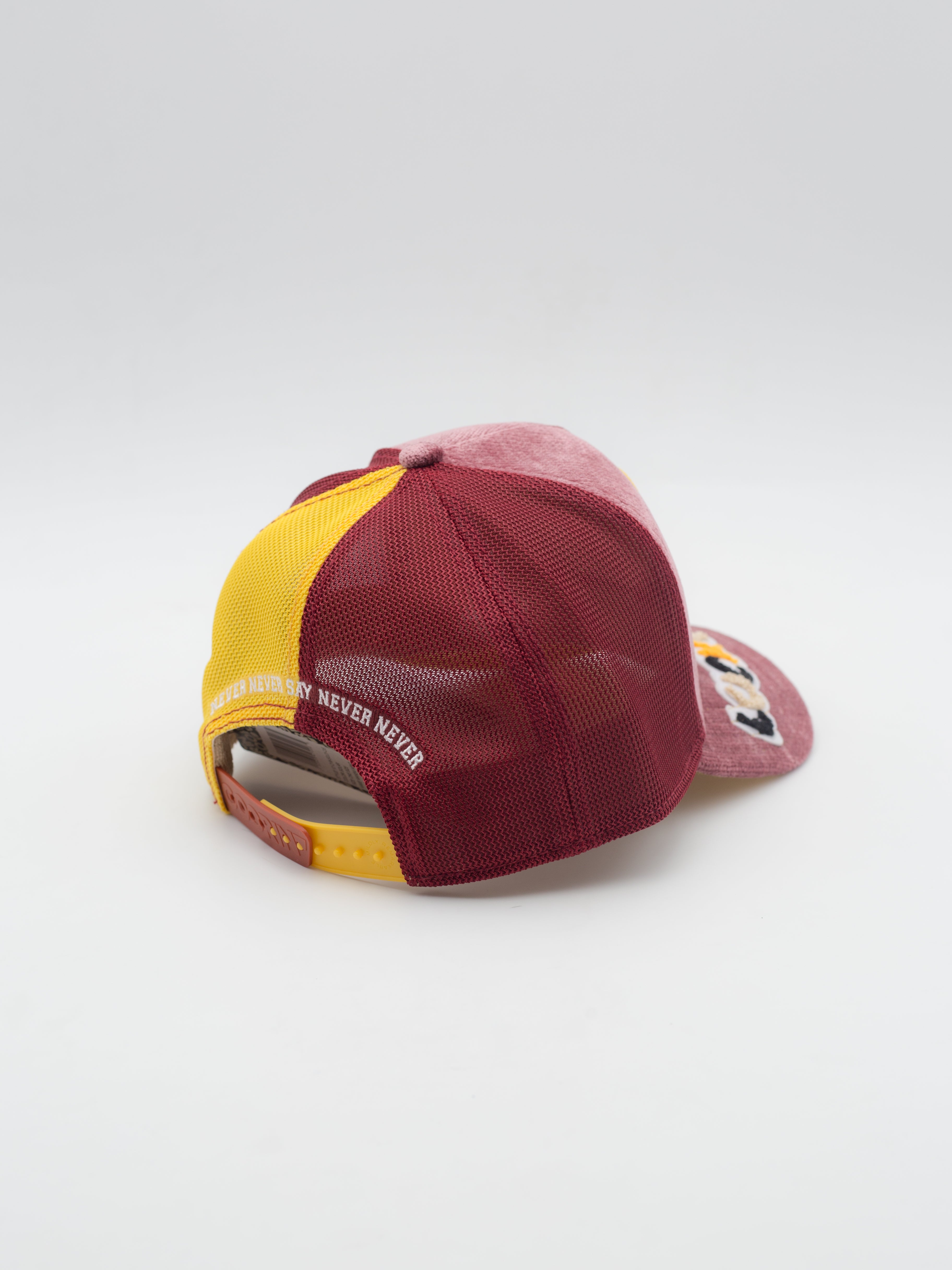 Maneki-Neko Trucker Burgundy