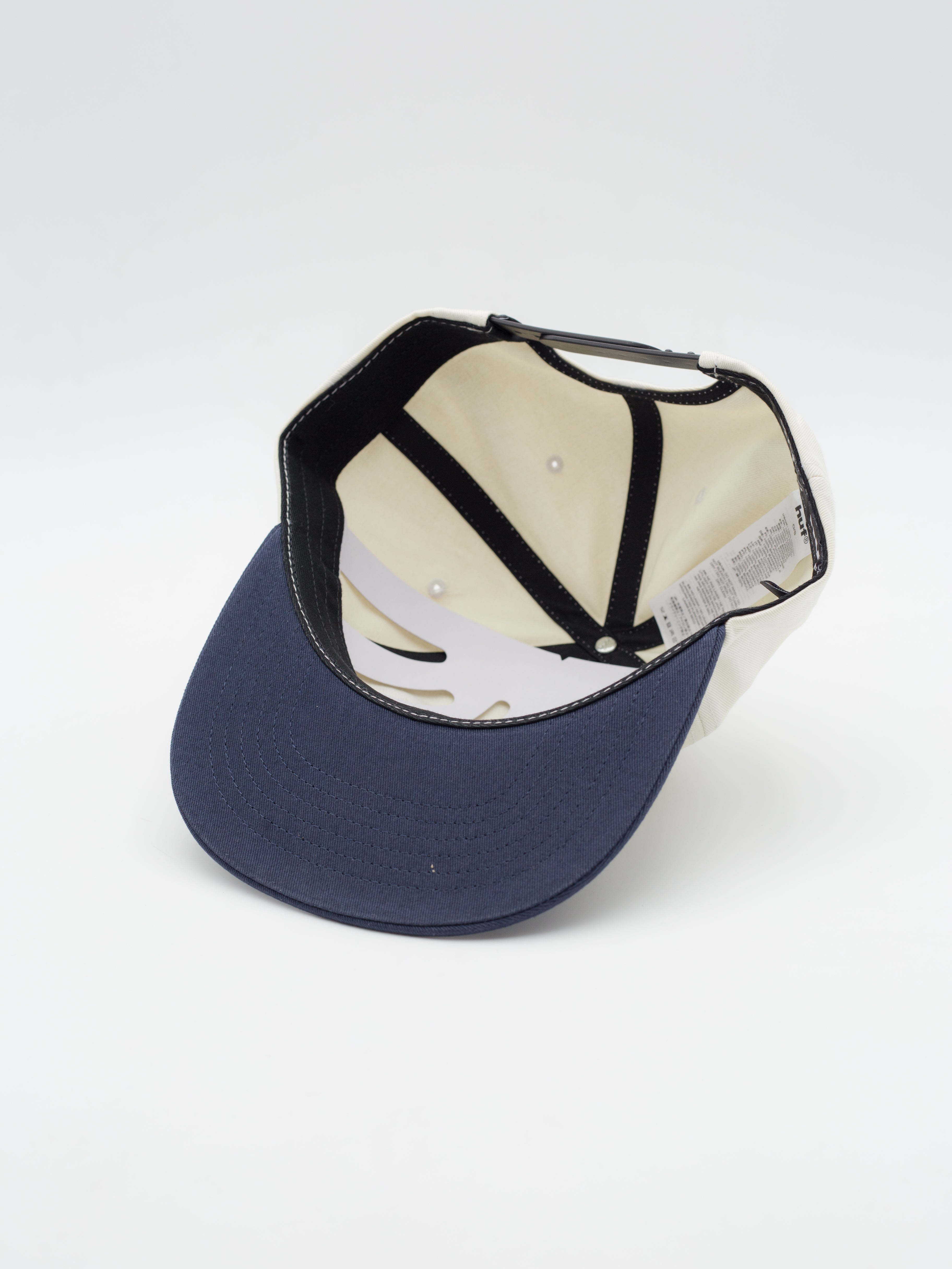 Snoopy Puffer Snapback White