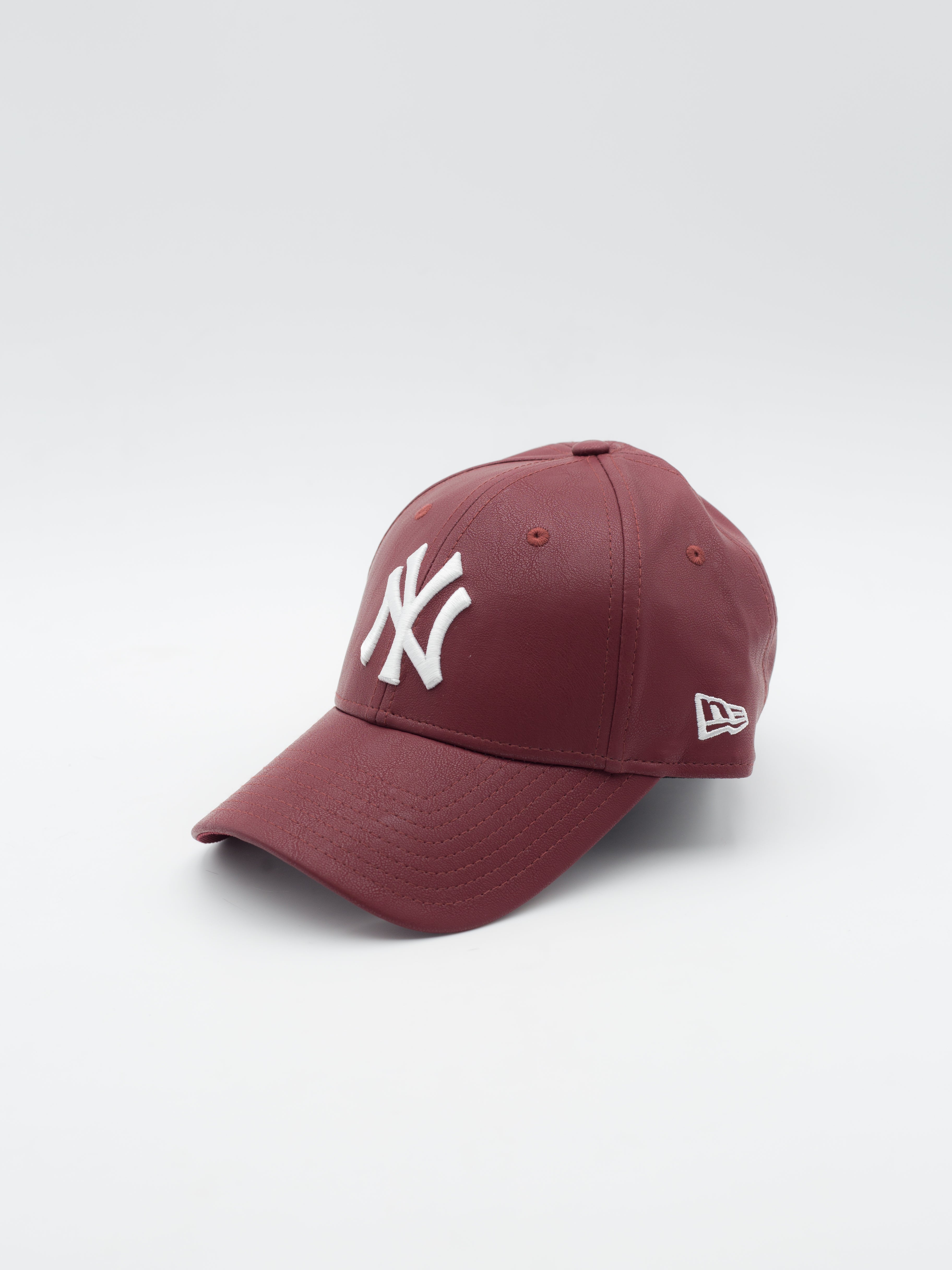 9FORTY Faux Leather New York Yankees Maroon