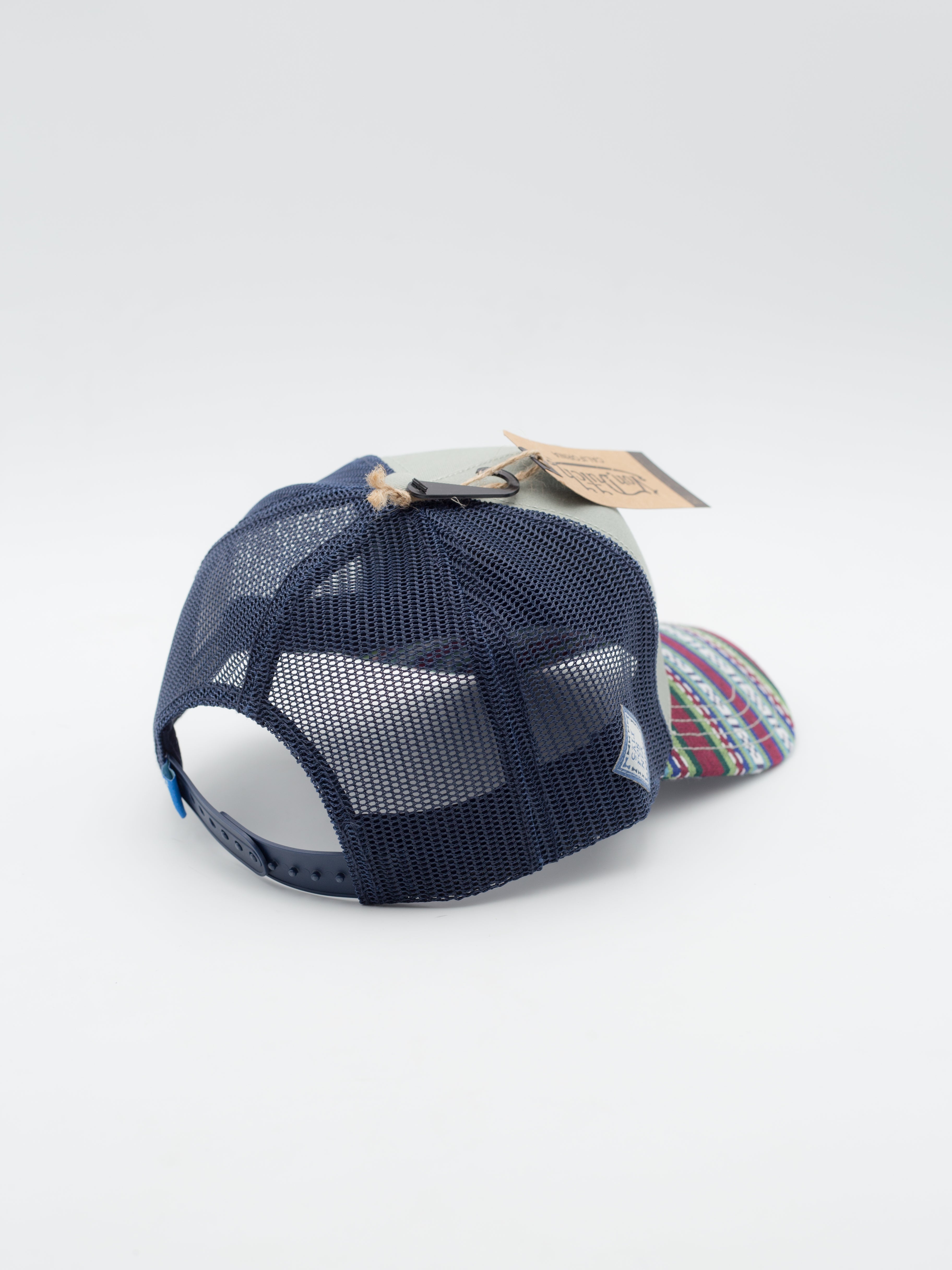 ETH04 Trucker Grey/Chevron