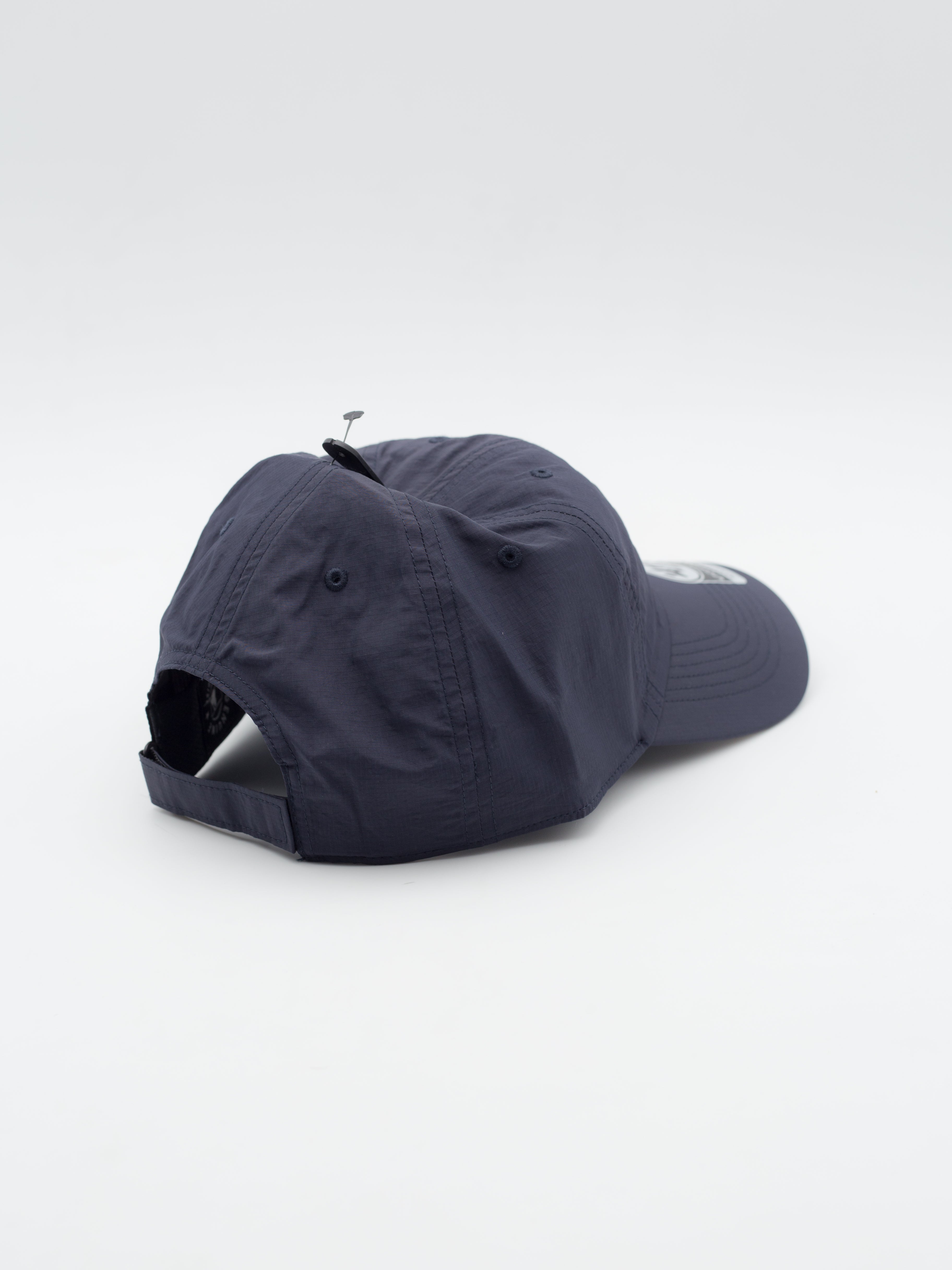 CLEAN UP 47' x brrrº New York Yankees Navy