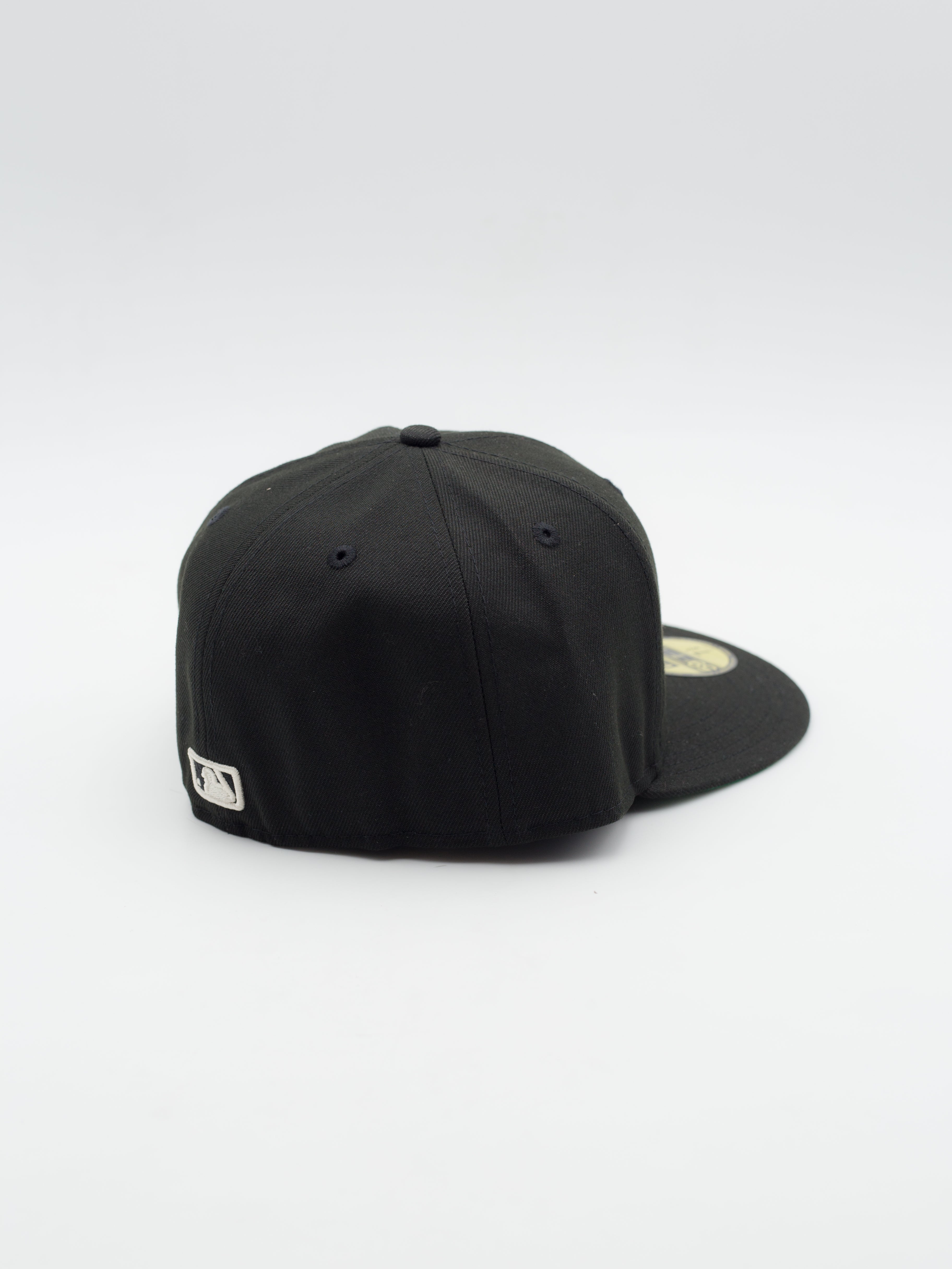 59FIFTY Upside Down Oakland Athletics Black