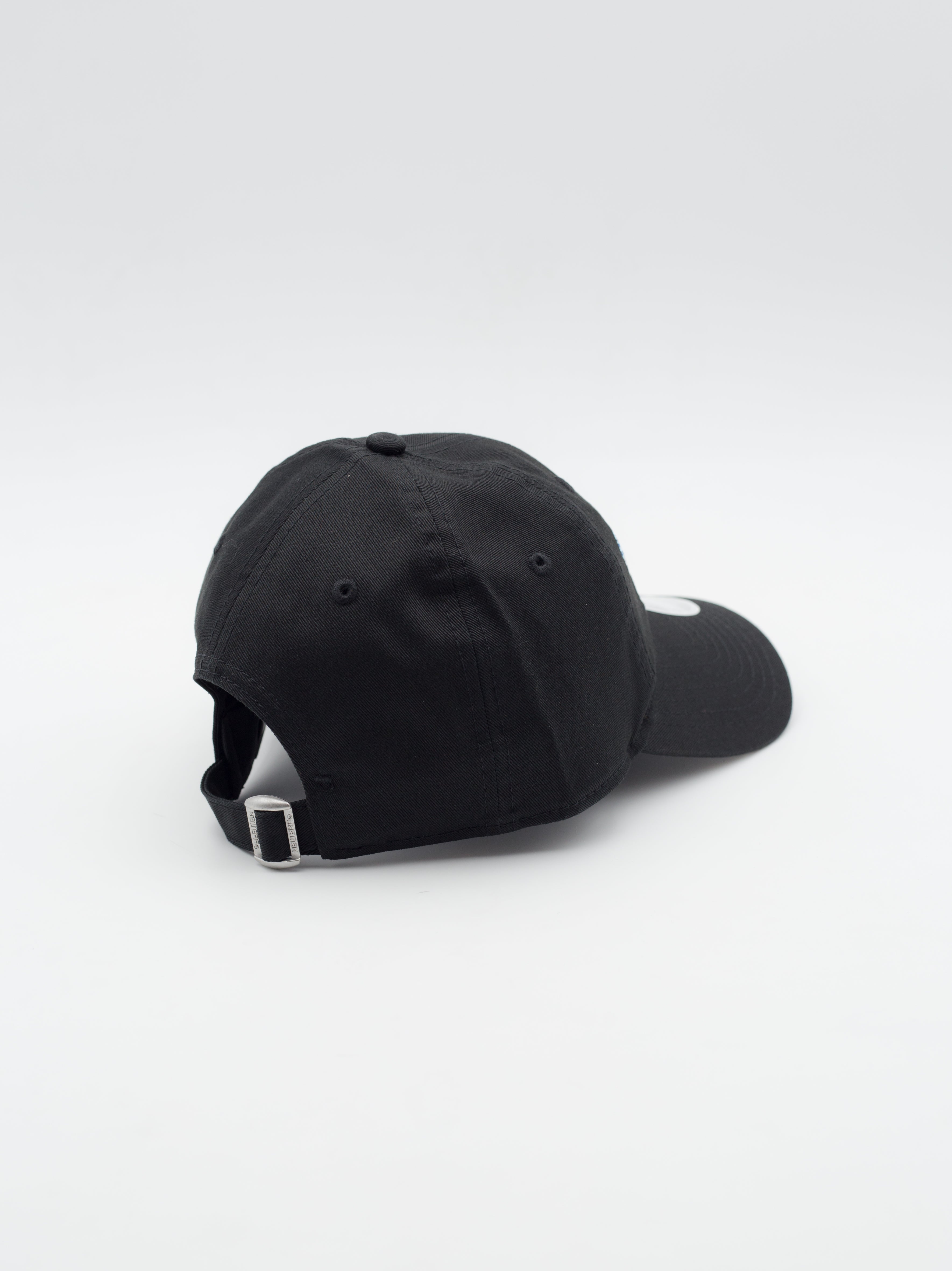 9TWENTY Floral Script New York Yankees Black