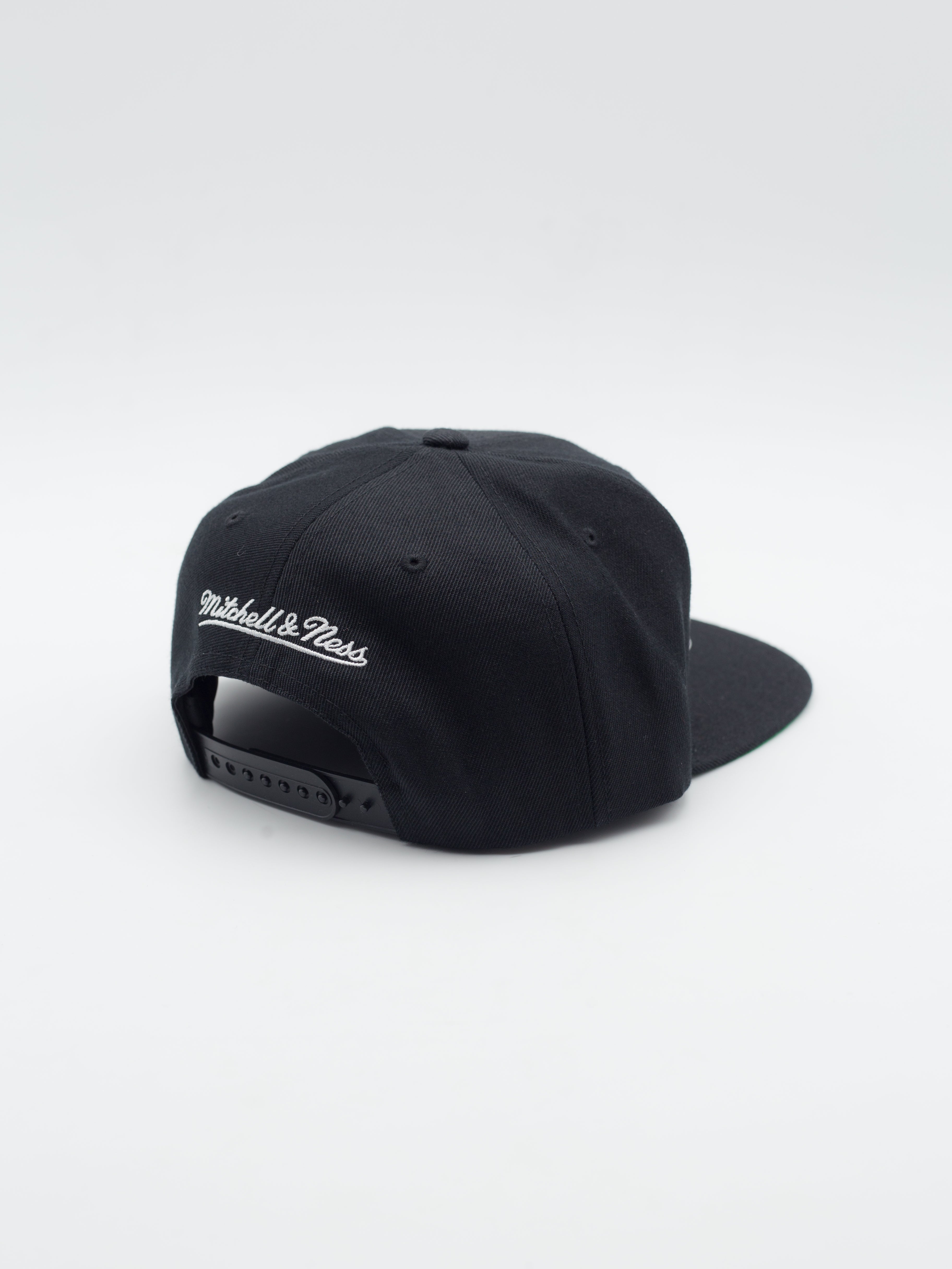Boston Celtics Team Script Snapback Black