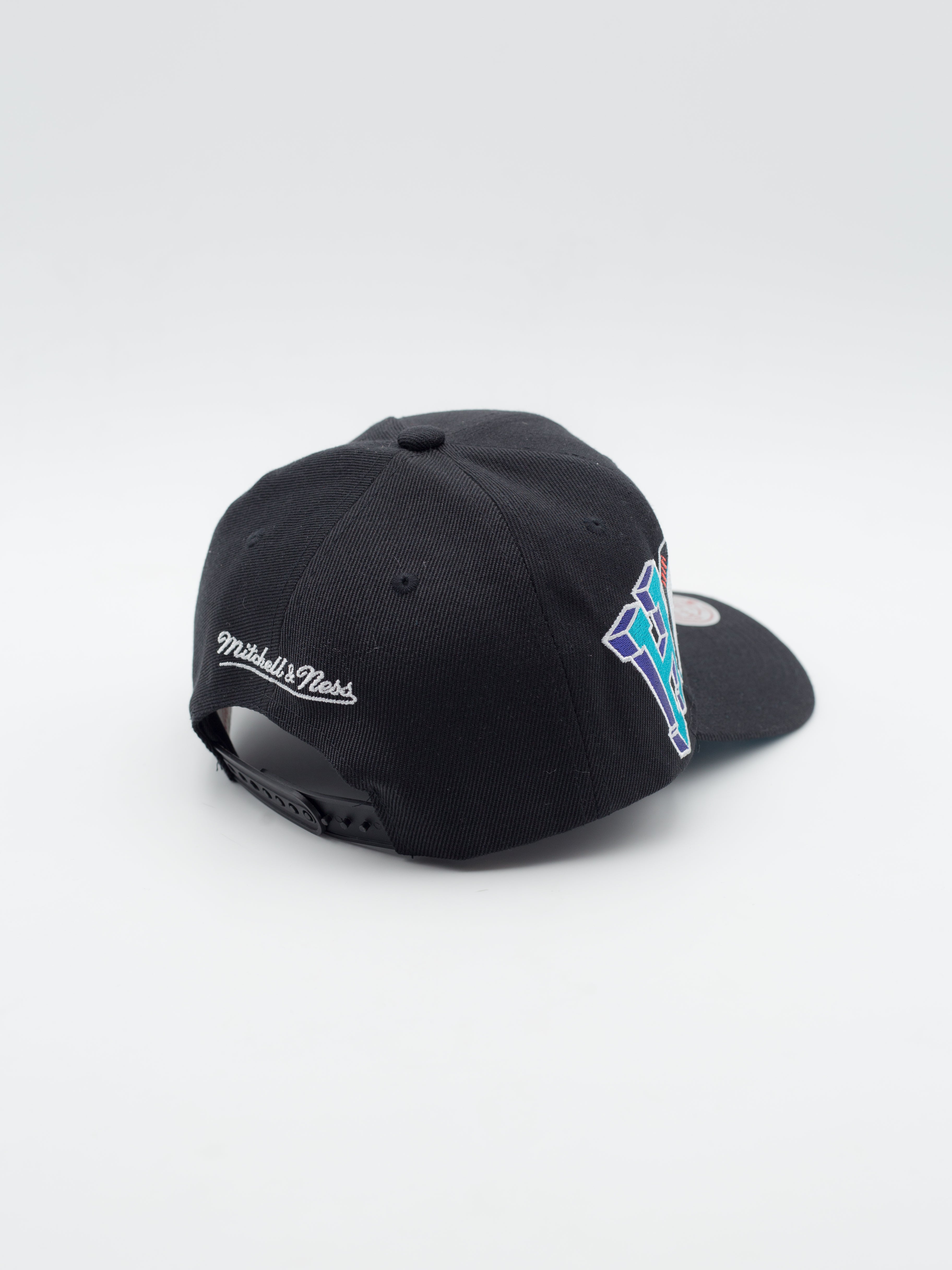 Hyper Type Charlotte Hornets Snapback