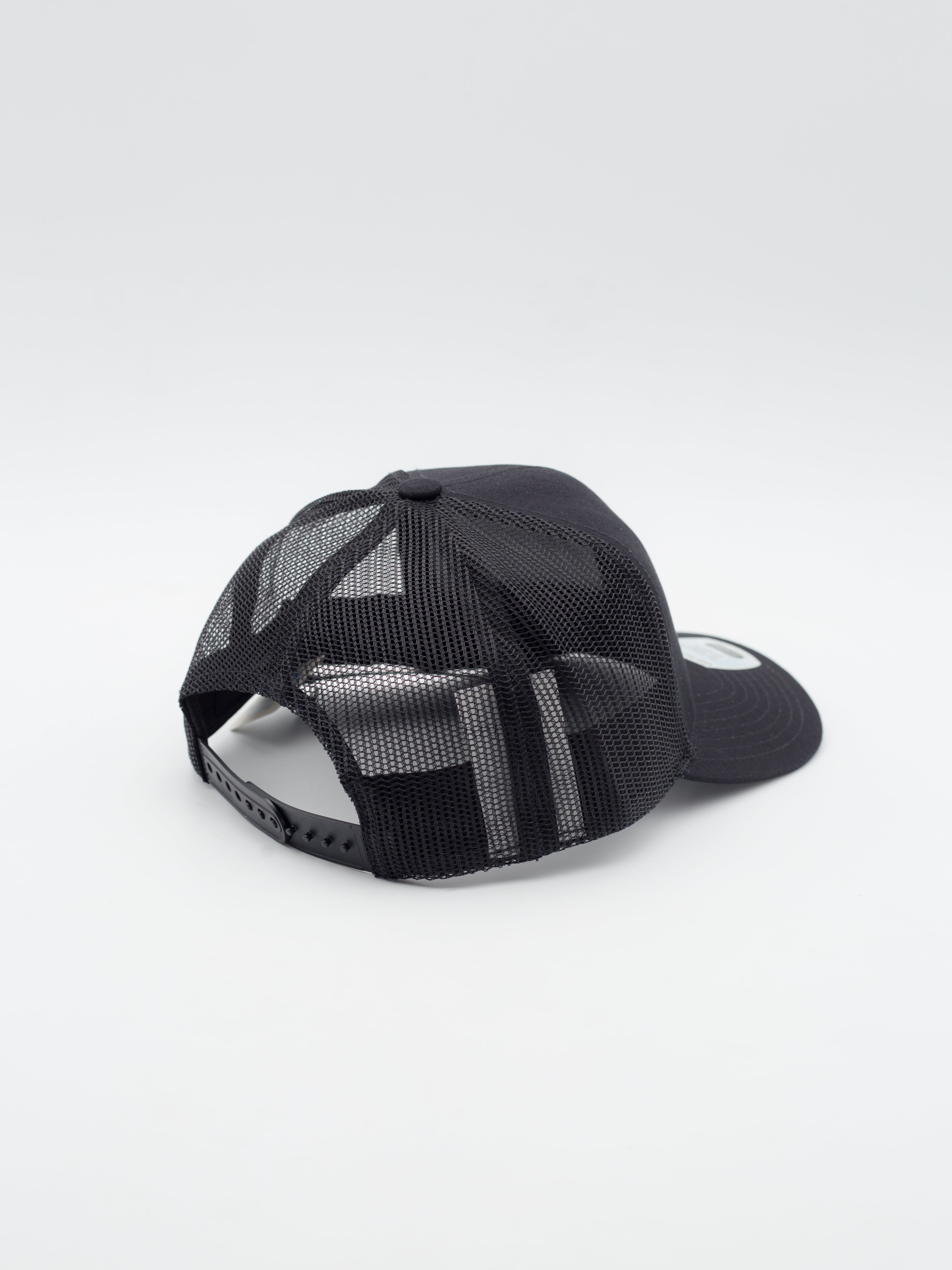 Crest X MP Trucker Black