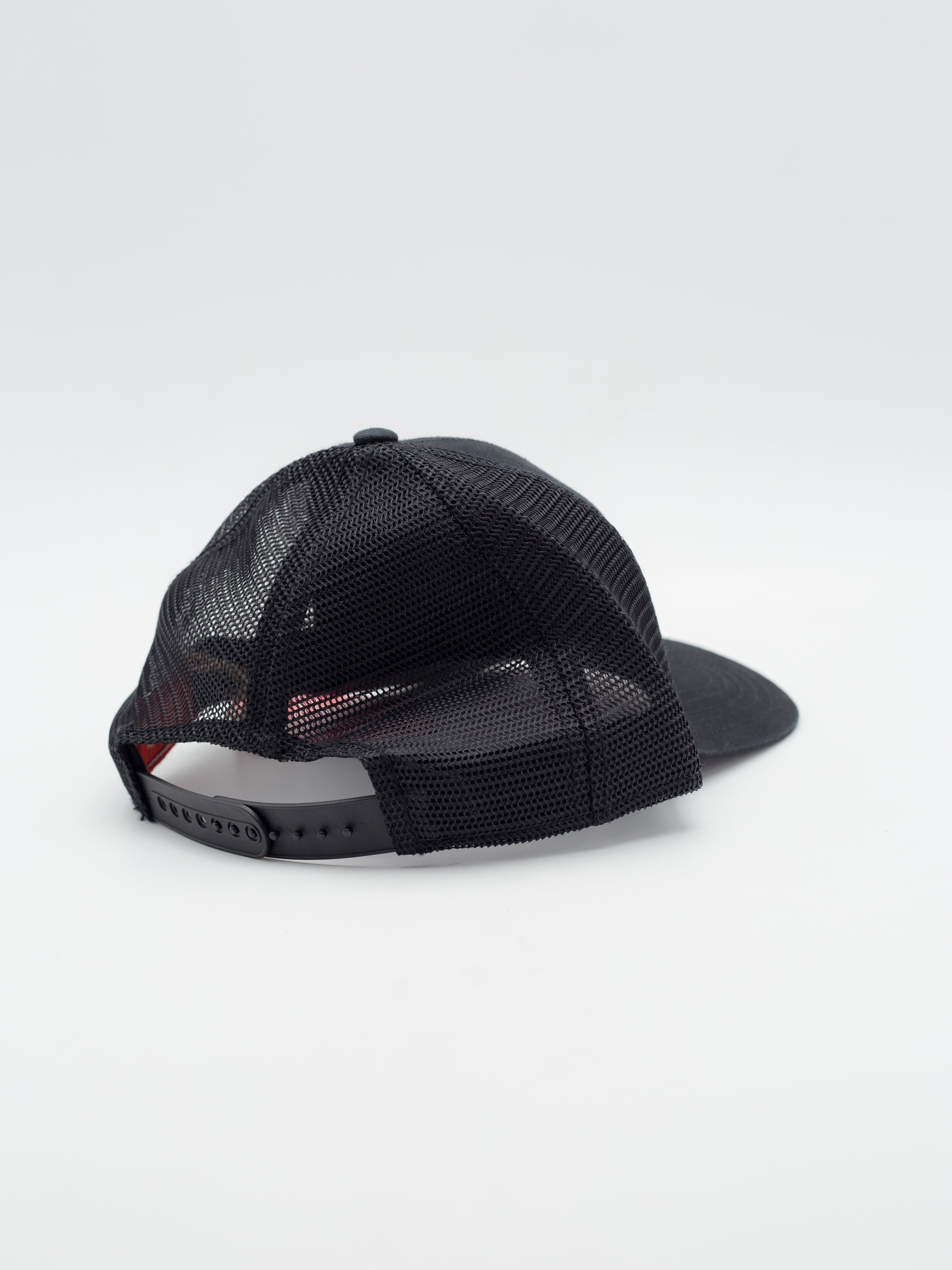 Riptide Valin NASA Trucker - La Tienda de las Gorras