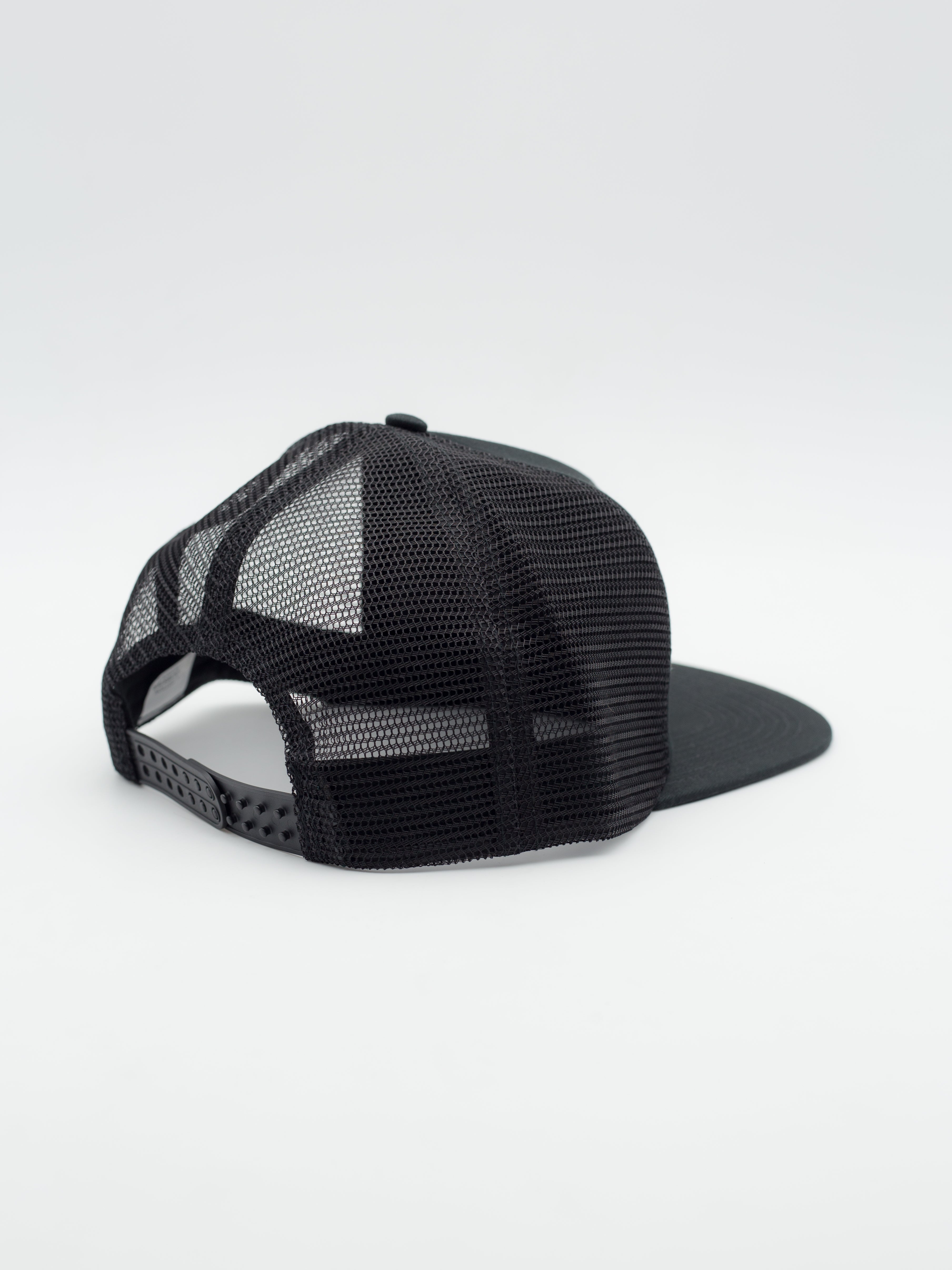 Flames Outlined Mesh Cap - La Tienda de las Gorras