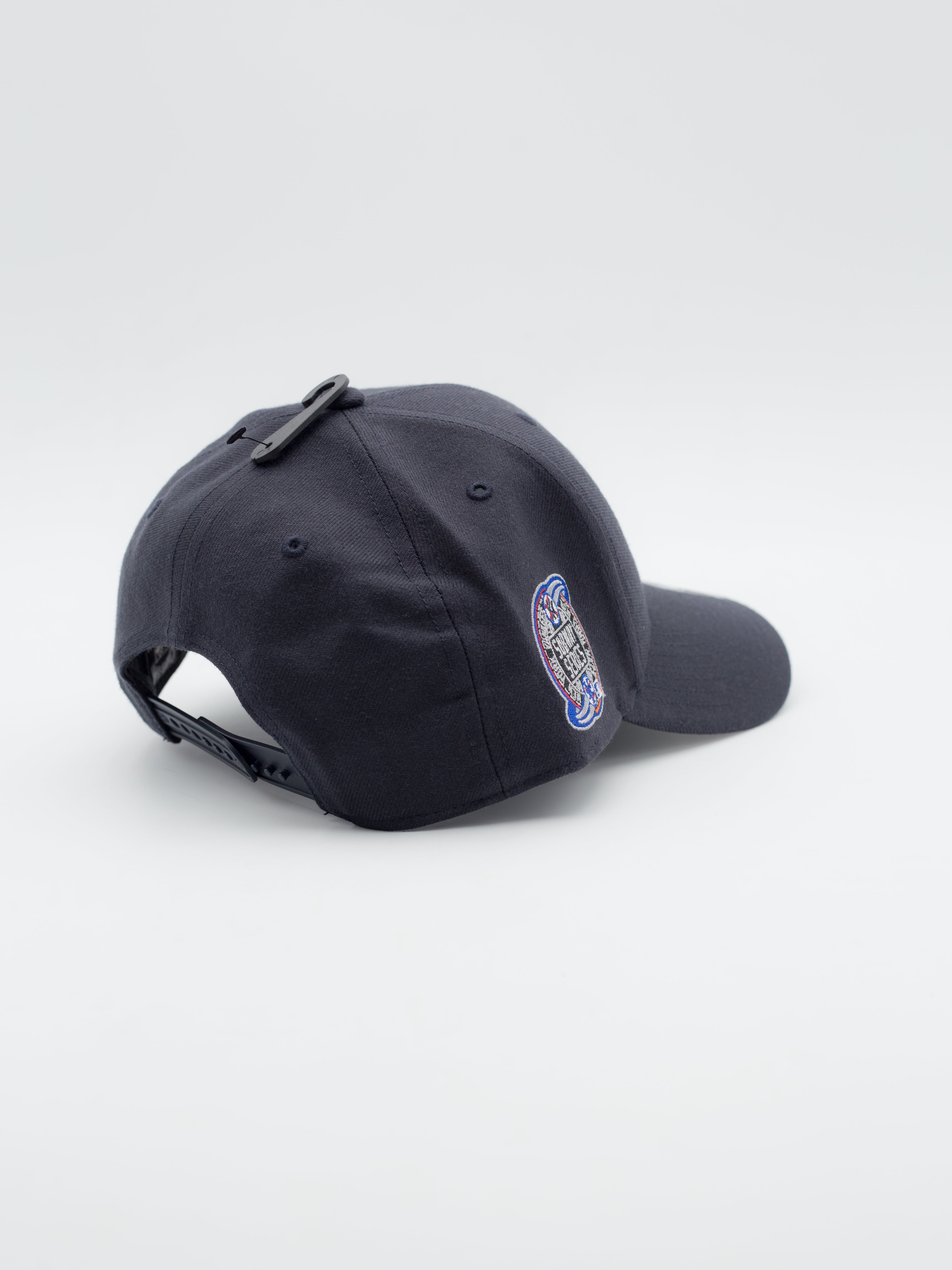 MVP New York Yankees side patch Navy - La Tienda de las Gorras
