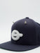 Pincho metálico decoración gorra - La Tienda de las Gorras