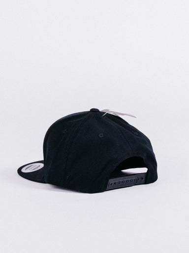 Classic 5 panel Snapback Flexfit - La Tienda de las Gorras