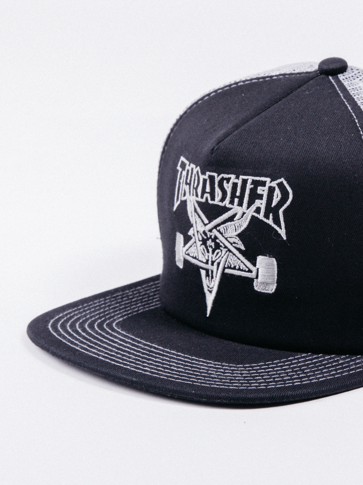 gorra thrasher skategoat embroidered mesh cap negro gris