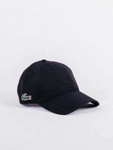 Gorra negra lacoste con cocodrilo bordado