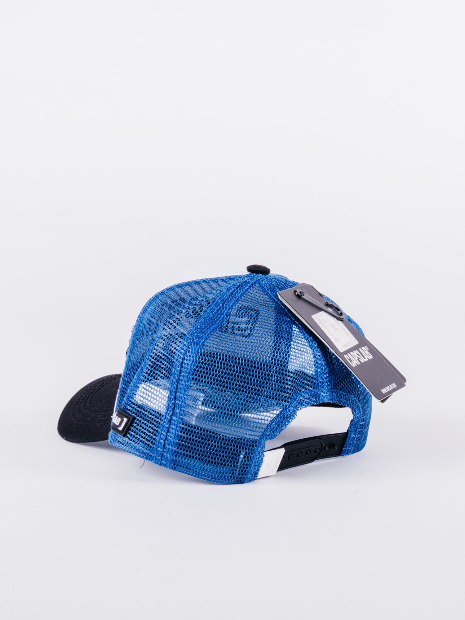 Dragon Ball Capsule Corp COR Trucker - La Tienda de las Gorras